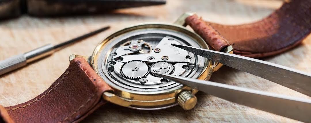 Watch Education: Is My Watch Automatic, Battery Powered, or Hand Wound?