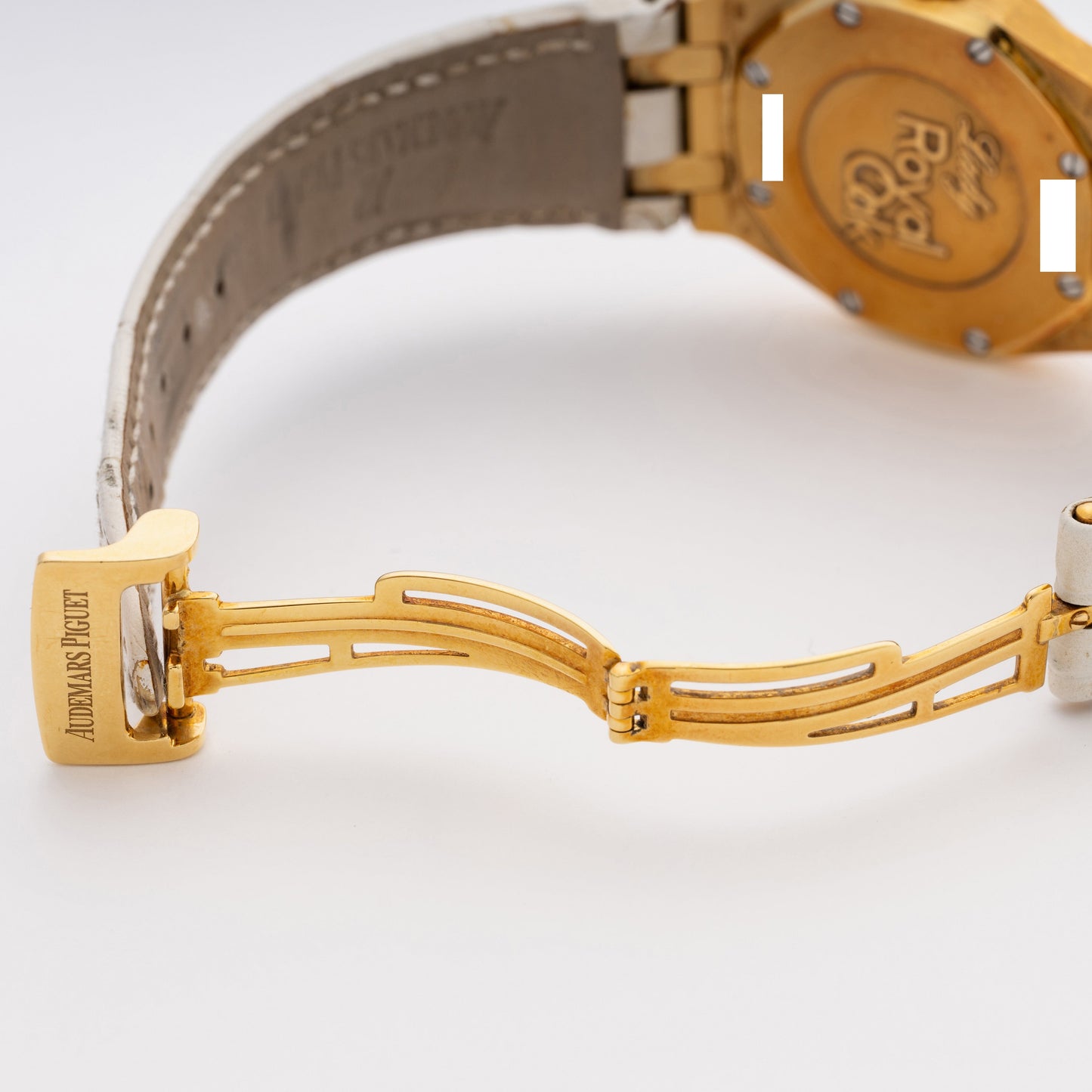 Audemars Piguet 67601BA Diamond MOP Dial Ladies Watch - Watches