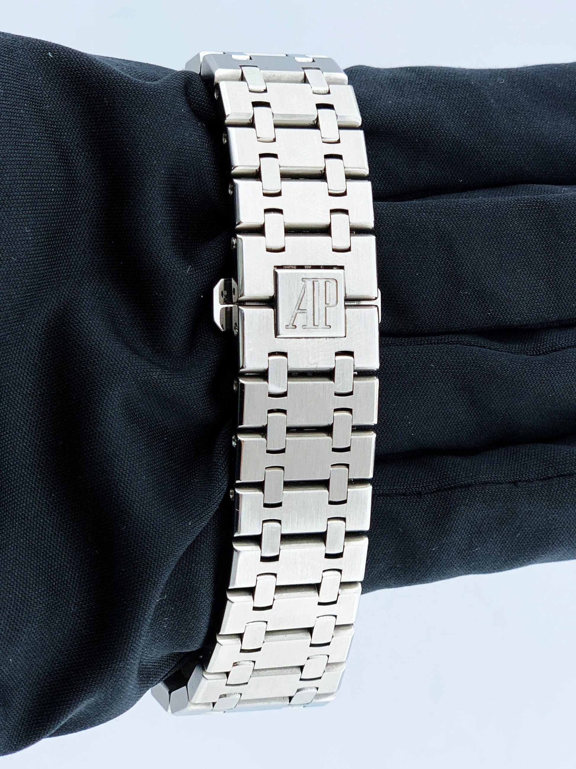 AP02142203X_7 copy.jpg