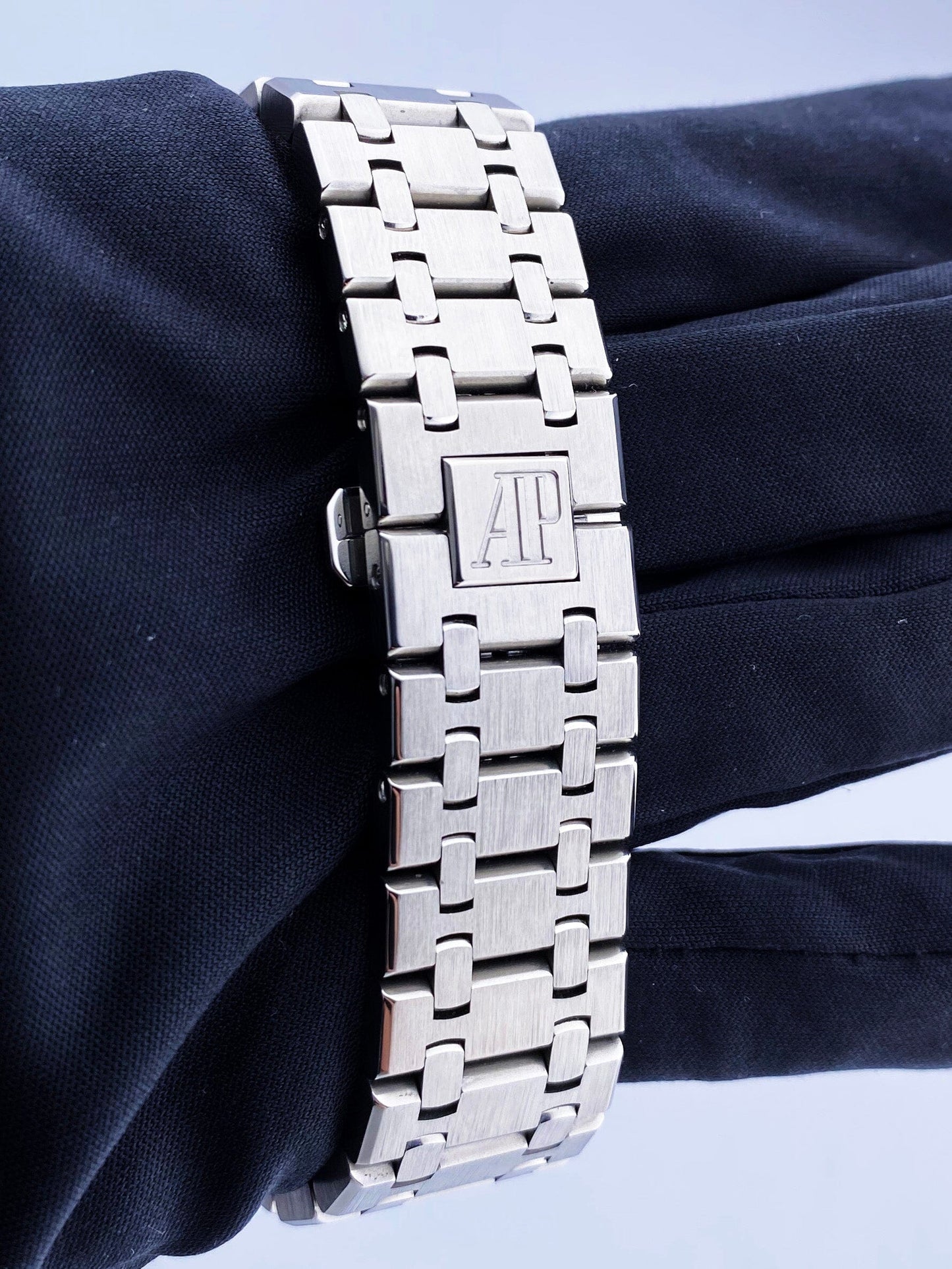 Audemars Piguet Royal Oak 15300ST Blue Dial Mens Watch - Virtual