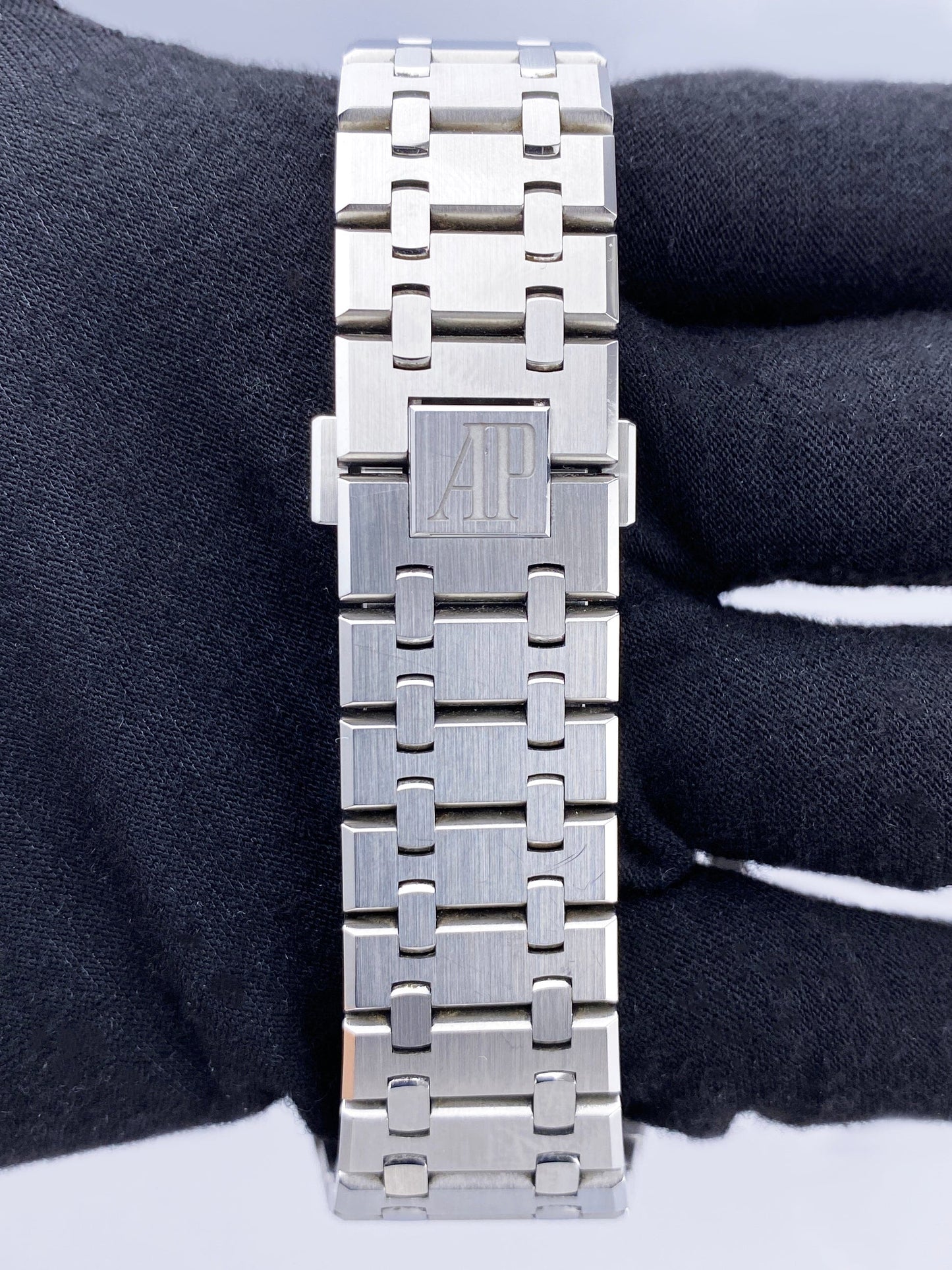 AP15500STBLIB-1_8 copy.jpg