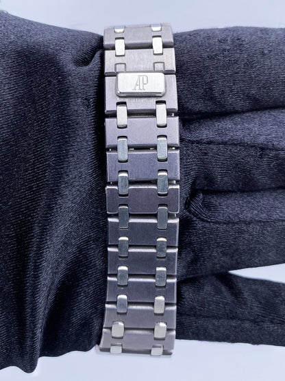 AP11072207JM_7 copy.jpg