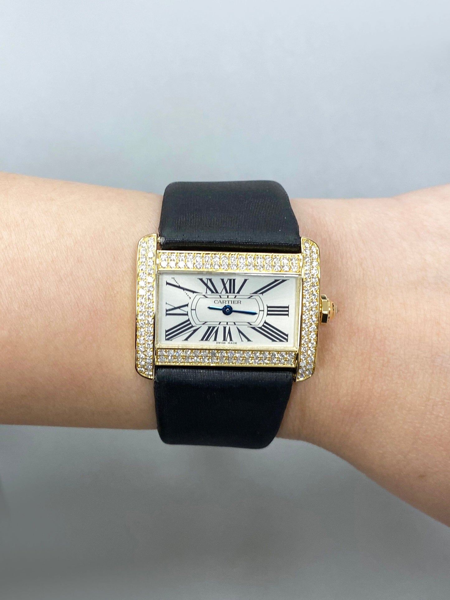 Cartier Tank Divan WA301036 Diamond Yellow Gold Ladies Watch Box Papers - Watches