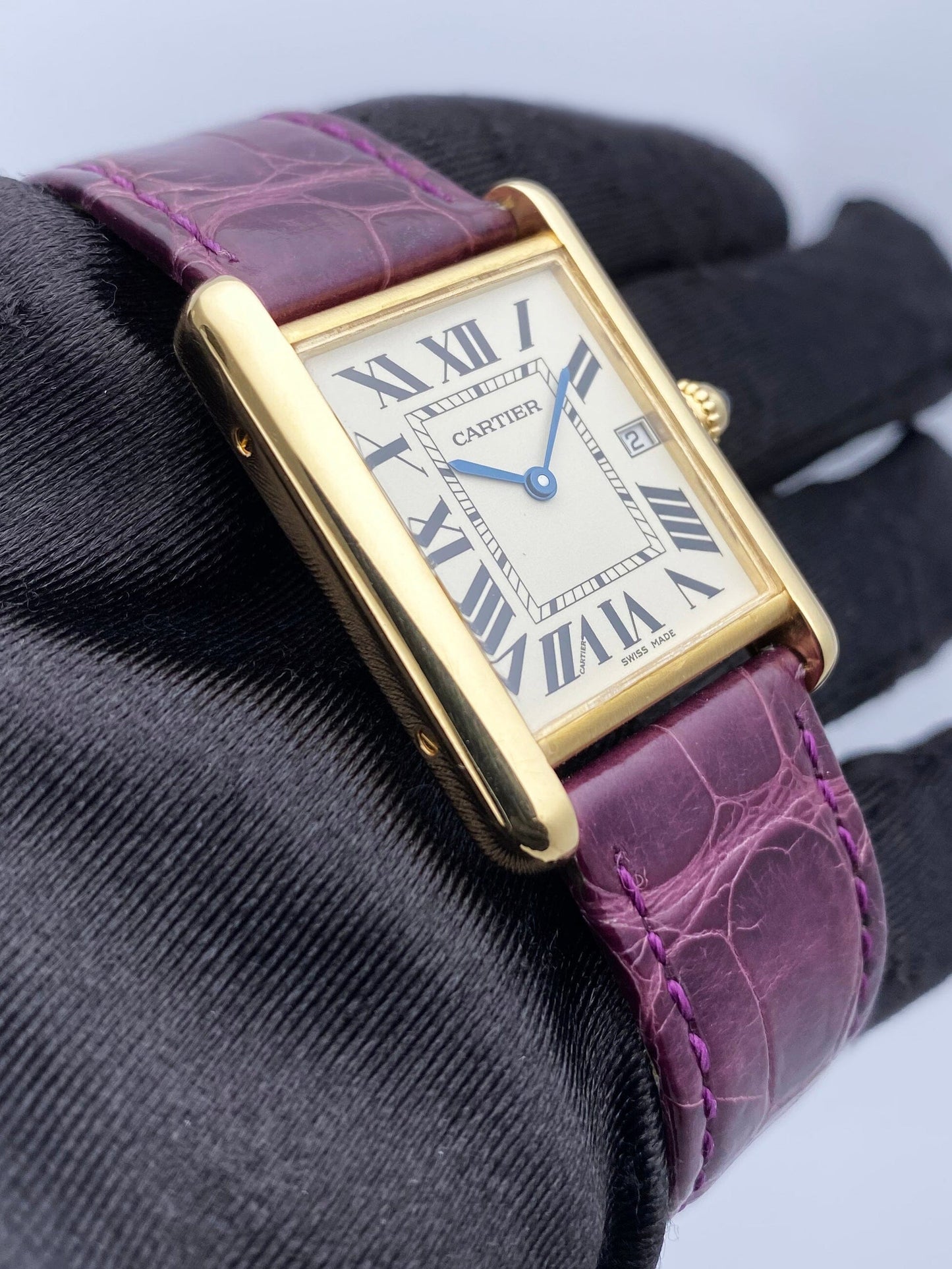 Cartier Tank Louis W1529756 18K Yellow Gold Mens Watch