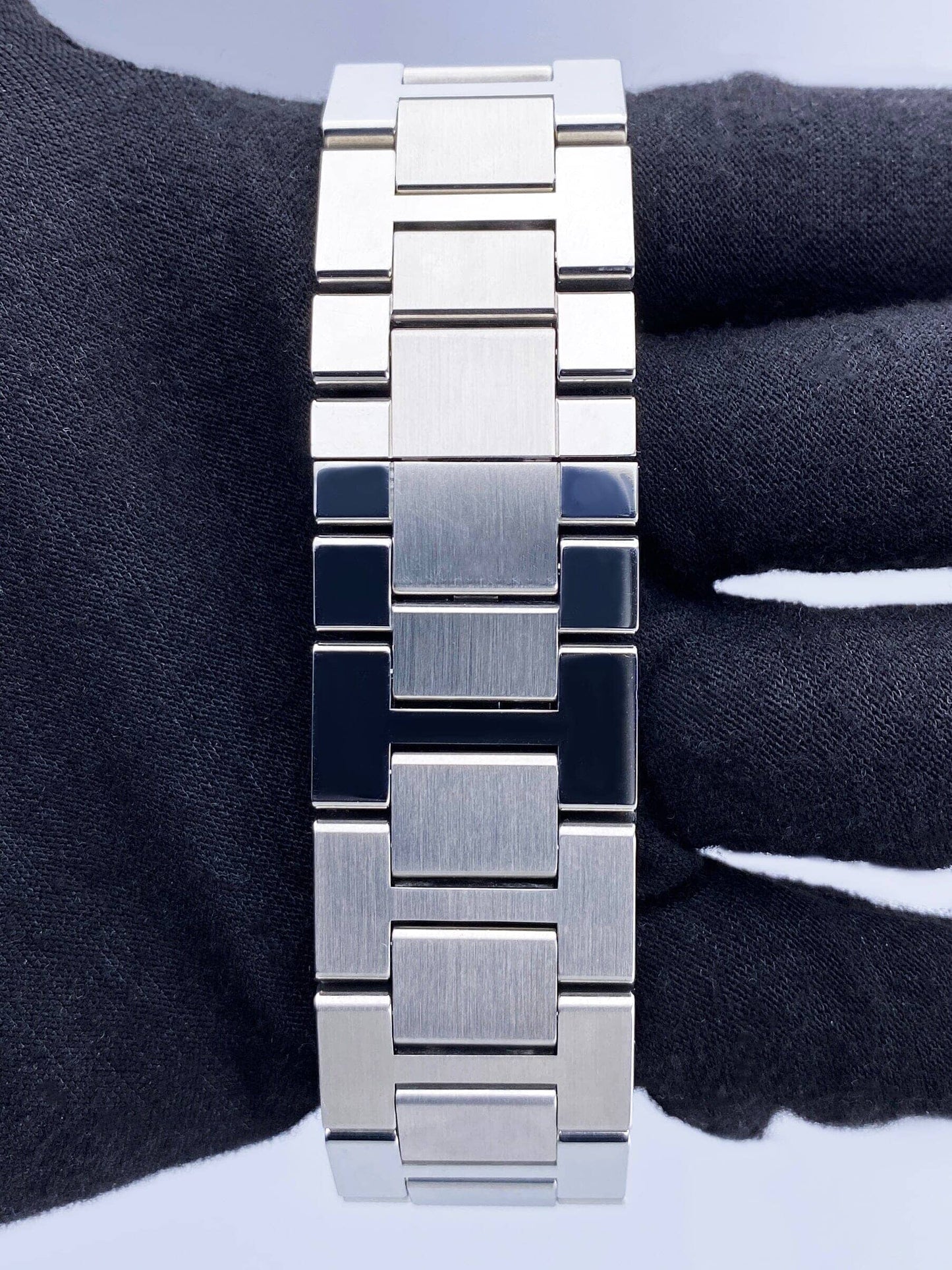 Cartier Tank Solo XL W5200028 Stainless Steel Mens Watch Box Papers - Watches