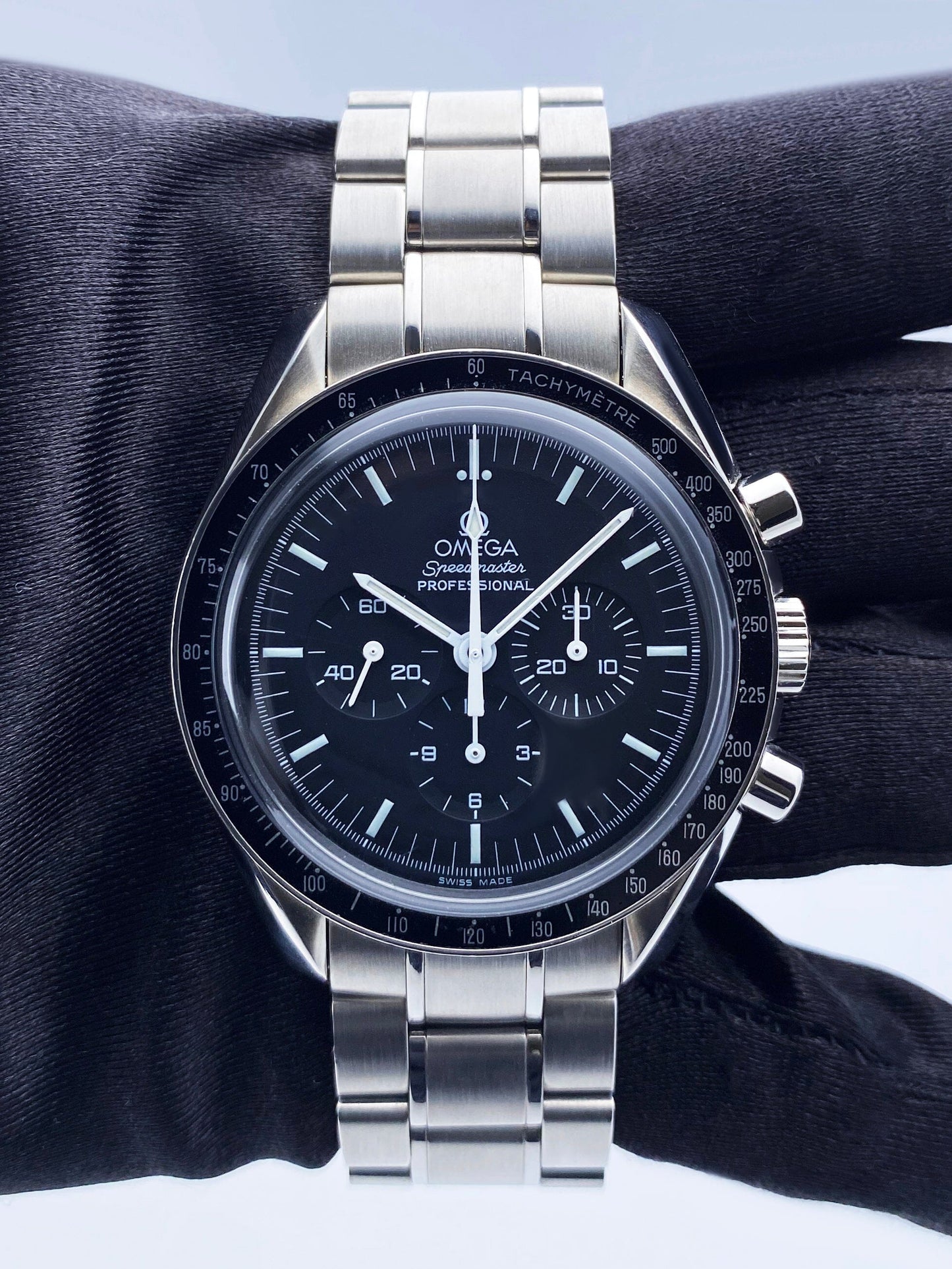 OM06072202X_ Speedmaster 3570.50.00_2.jpg