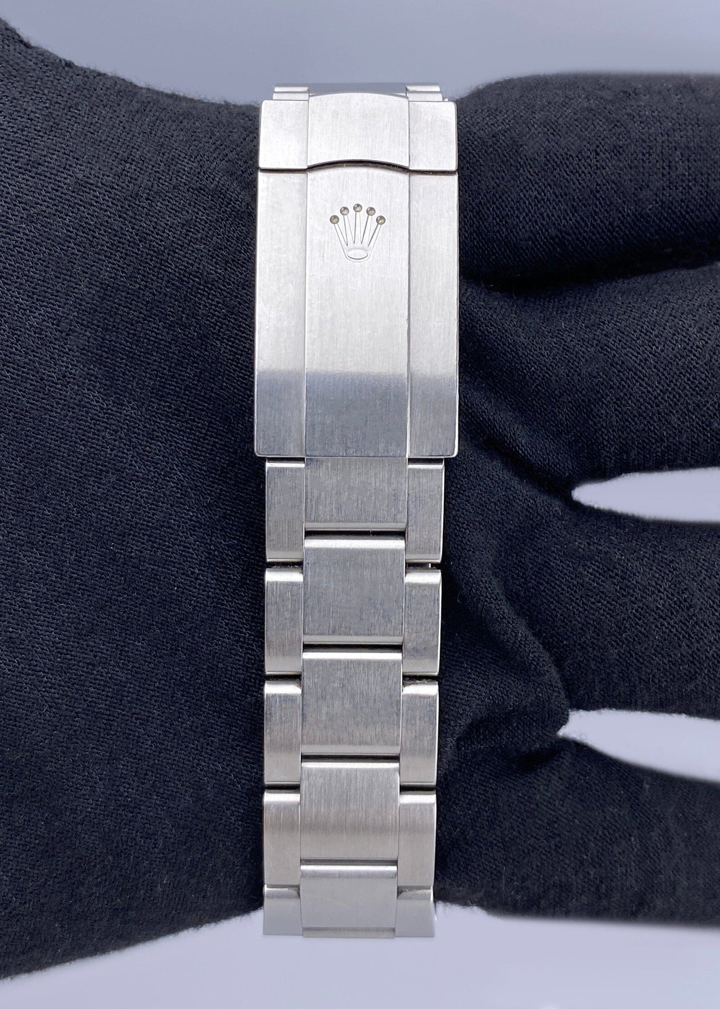 R116900BKAO2018-1_8.jpg
