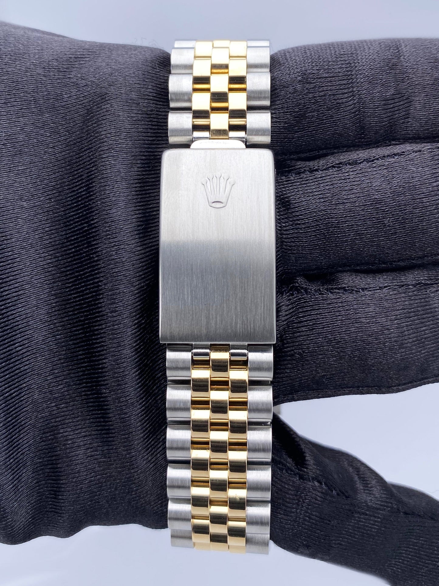 Rolex Datejust 16233 Champagne Dial Mens Watch - Wristwatch