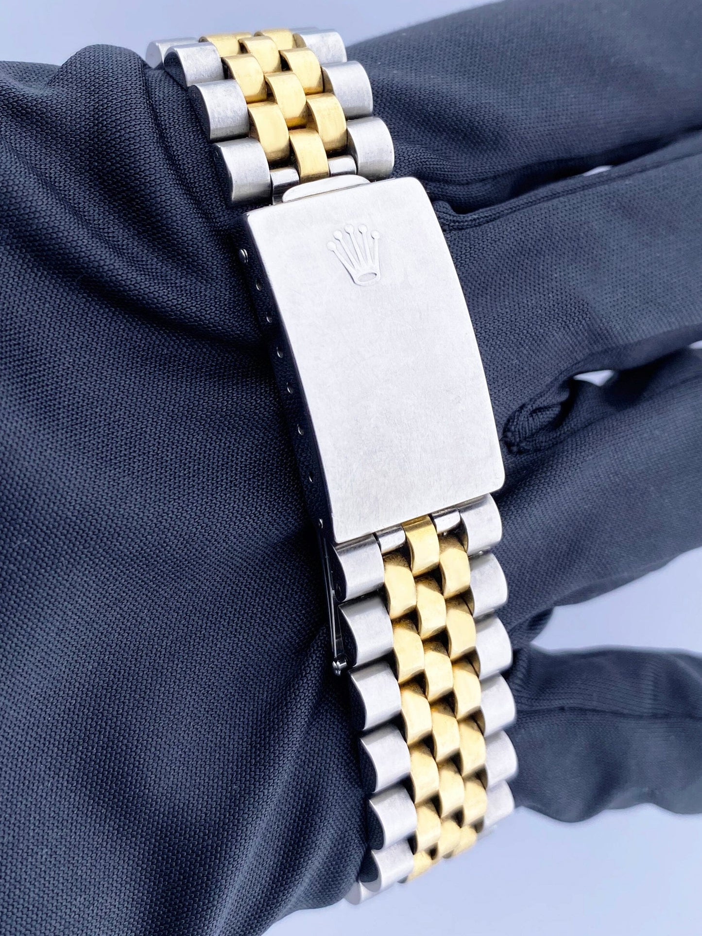 Rolex Datejust 16233 Diamond Dial Mens Watch