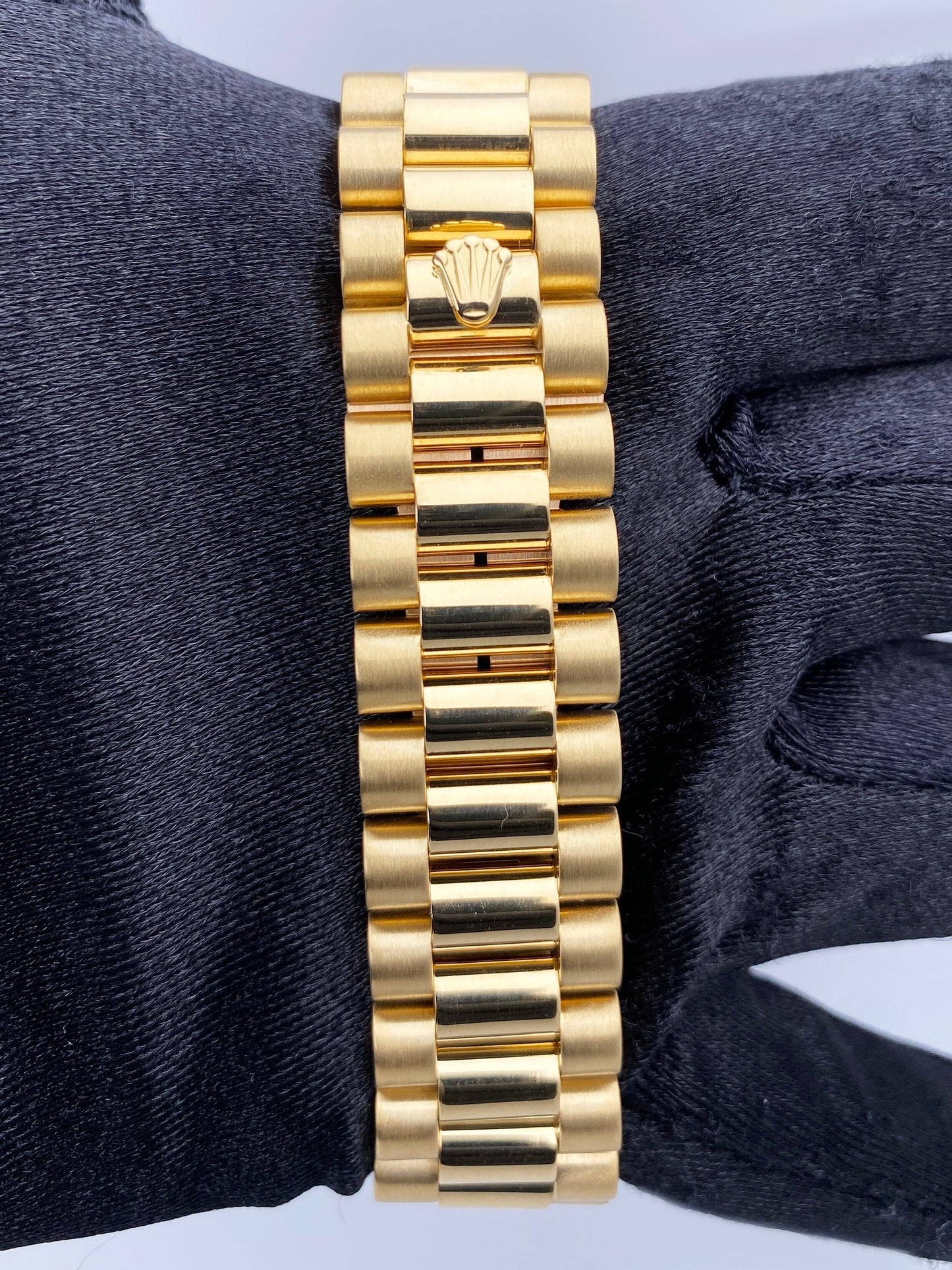 Rolex Day Date 18238 Champagne Dial Mens Watch - Watches