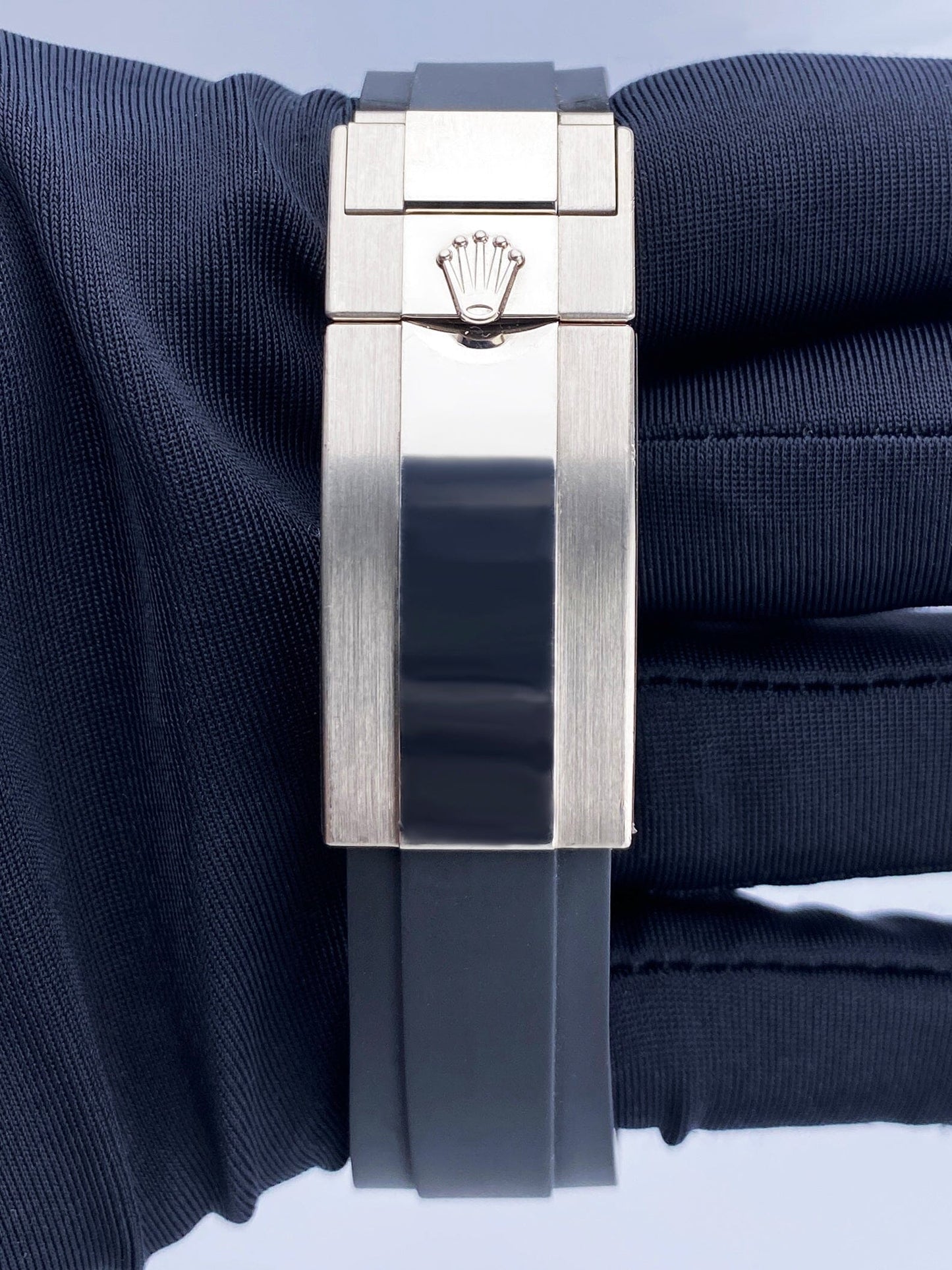 R126519LNBKDS-1_8 copy.jpg
