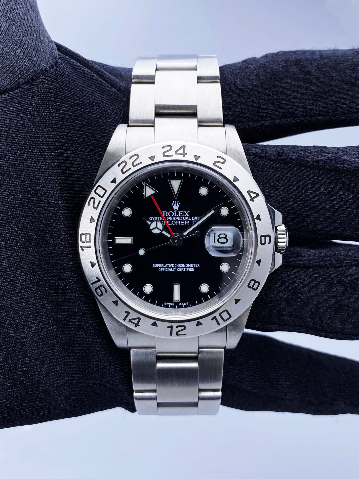 R16570BKIO99-1_Explorer II 16570 Black Dial_2.jpg