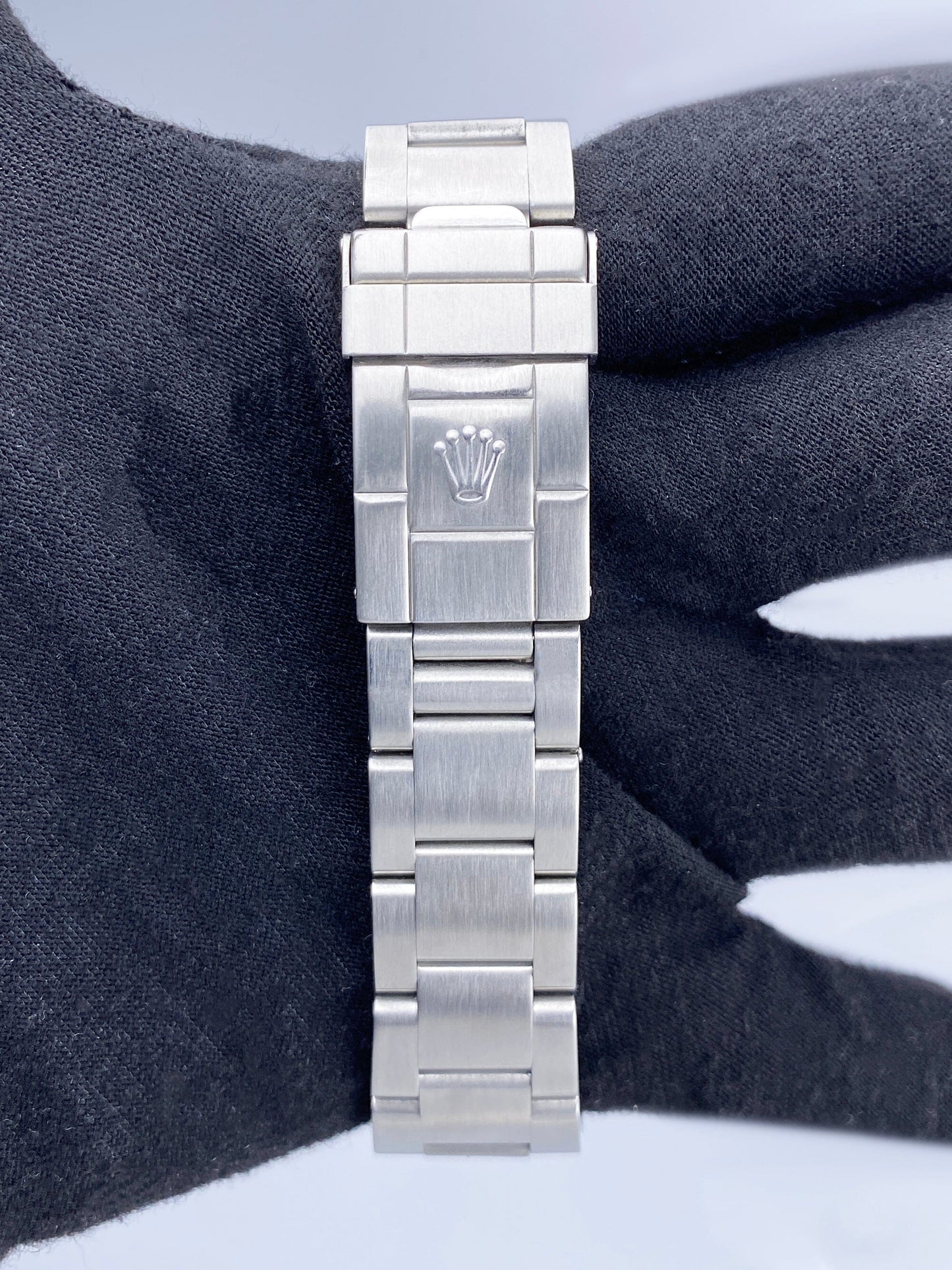 R16570BKIO2009-1_8.jpg