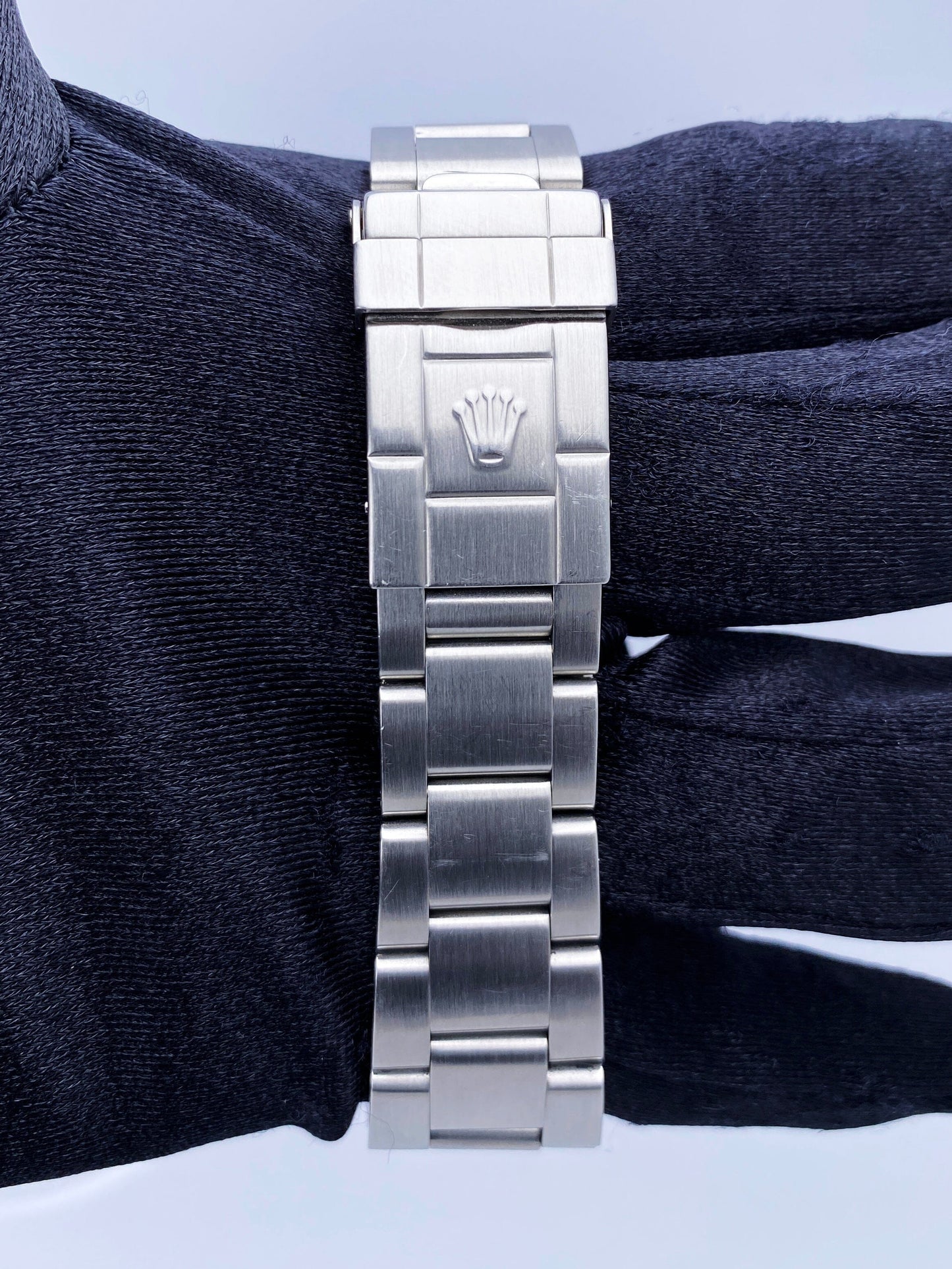 R16570BKIO99-1_Explorer II 16570 Black Dial_7.jpg