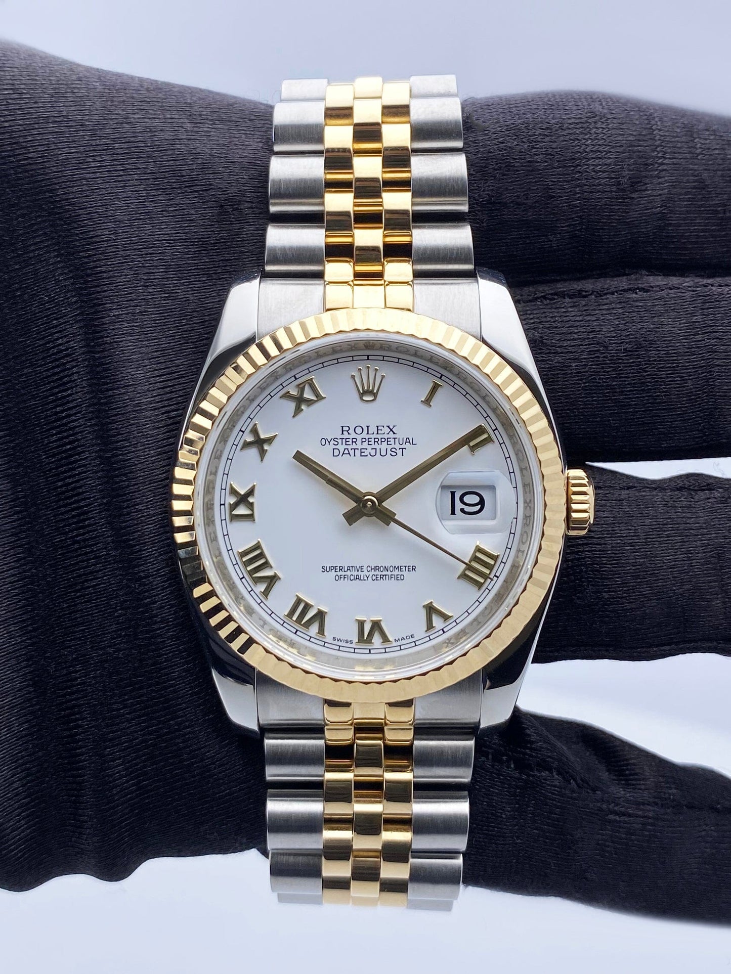 Rolex Oyster Perpetual Datejust 116233 White Dial Mens Watch