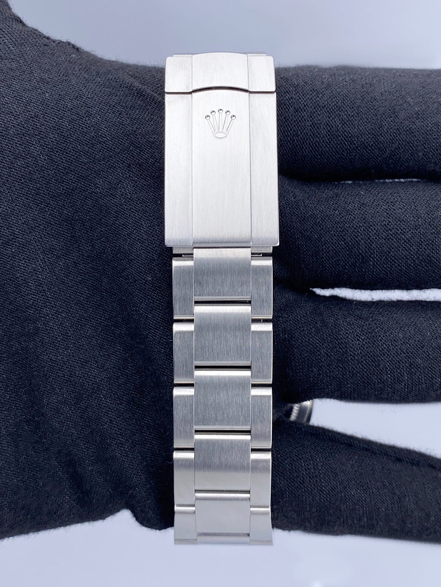 Rolex Oyster Perpetual Turquoise Dial 126000 Mens Watch Box Papers - Watches