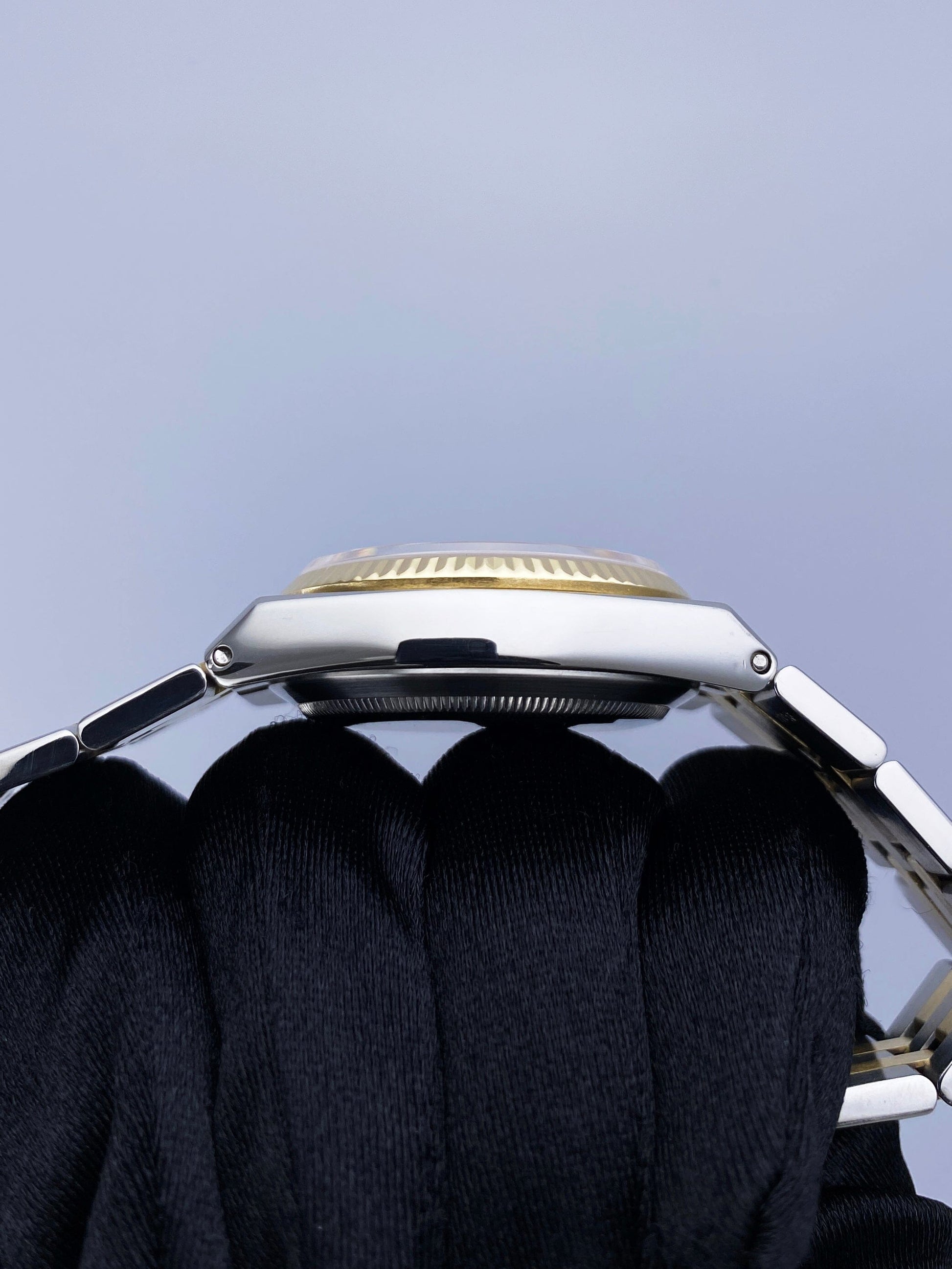 Rolex Oysterquartz Datejust 17013 Two Tone Mens Watch