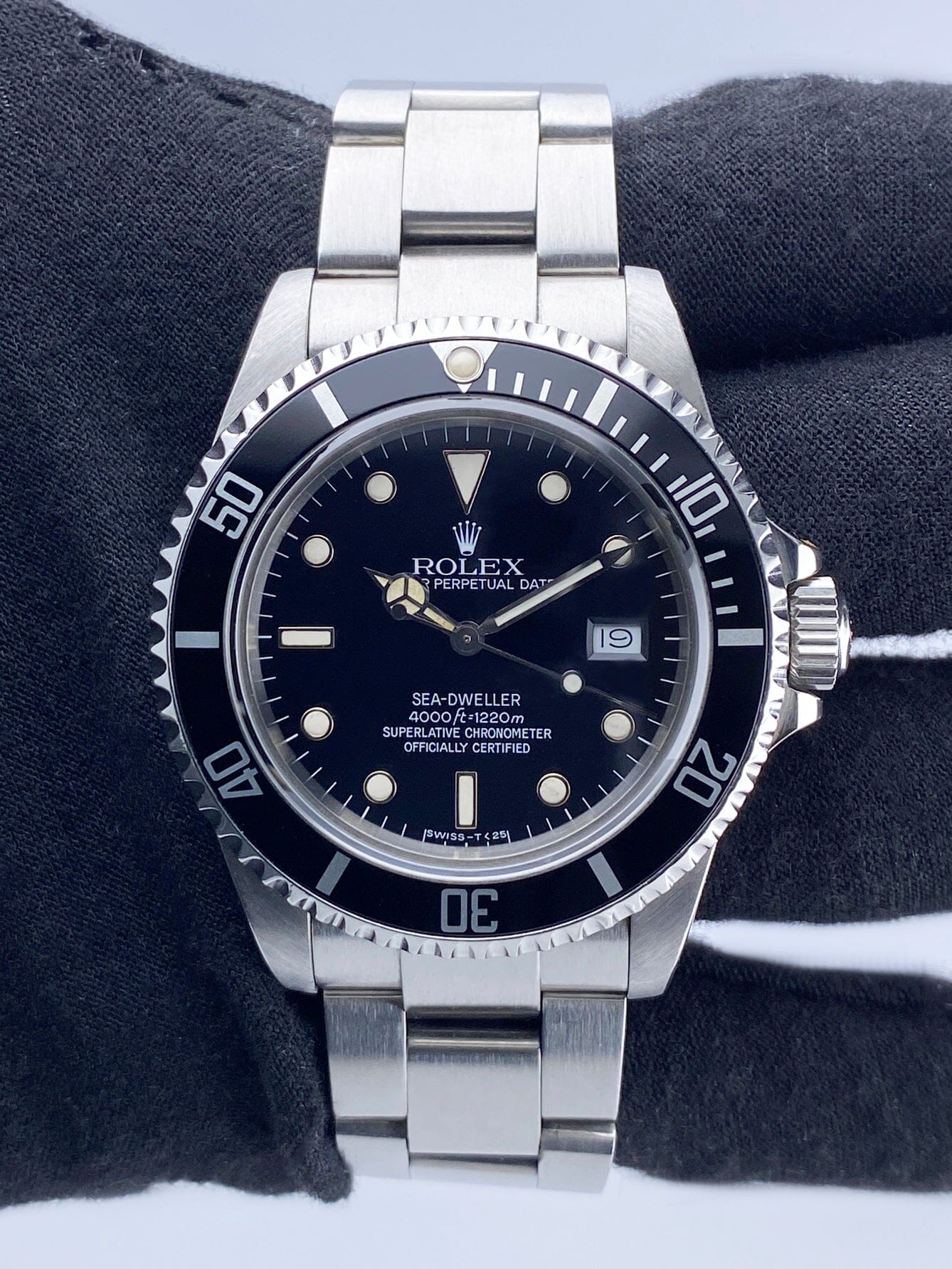 R16660BKIO84-1_2.jpg