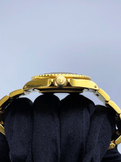 Rolex Submariner Date 16808 Tropical Nipple Dial Mens Watch