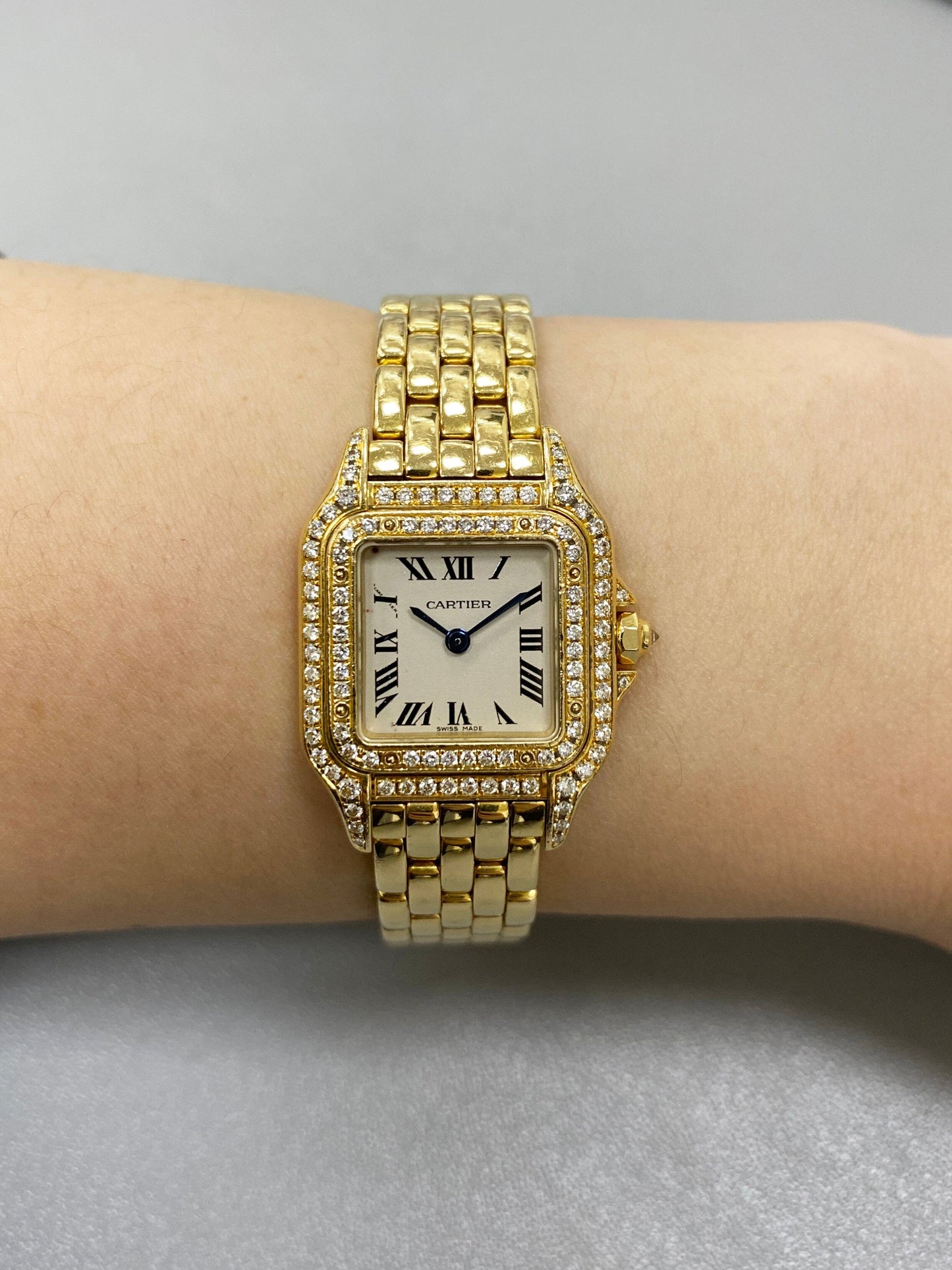 Cartier Panthere WF3072B9 Diamond 18K Yellow Gold Ladies Watch - Wristwatch