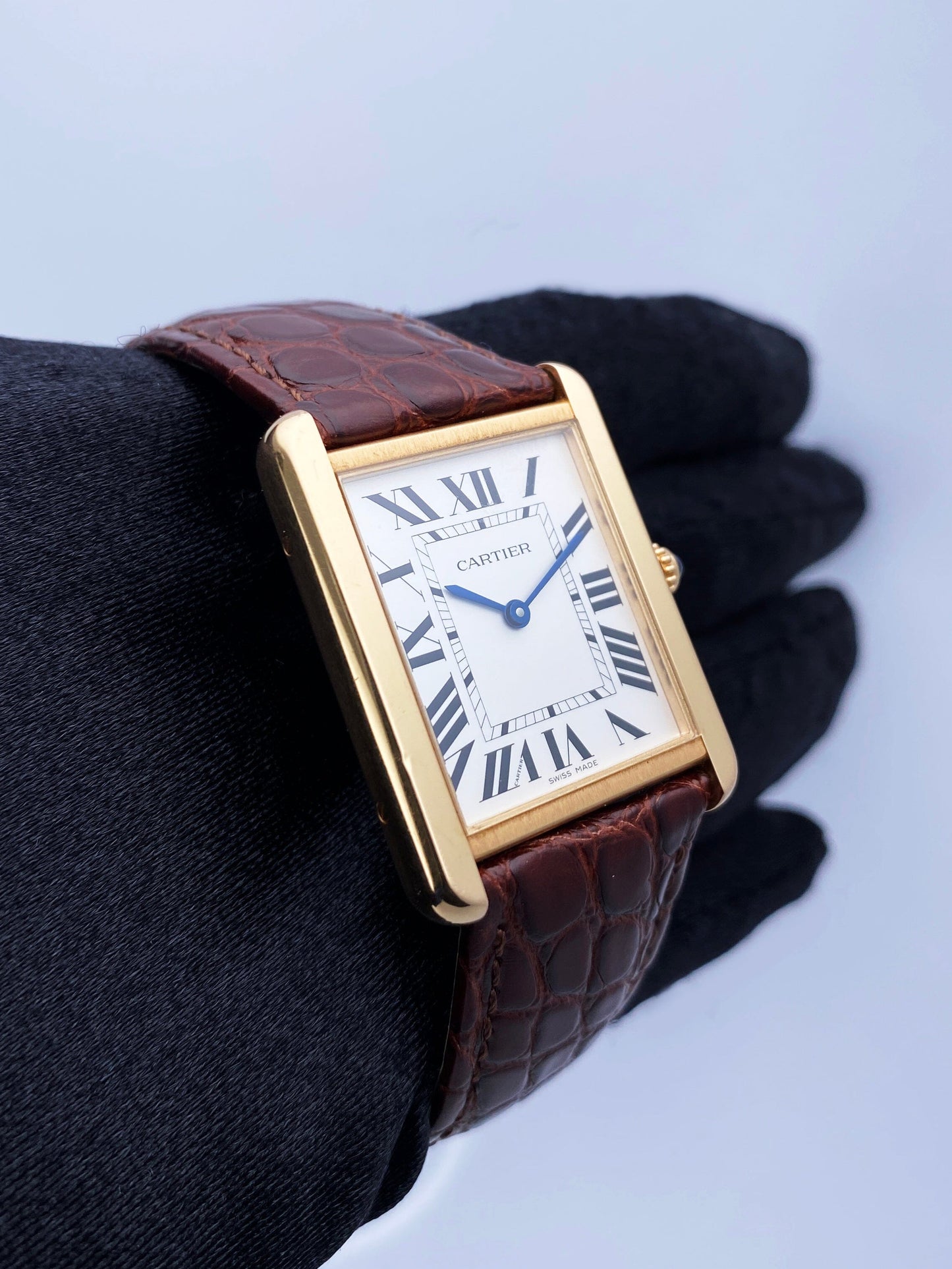 Cartier Tank Solo W5200025 18K Rose Gold Mens Watch Box Papers