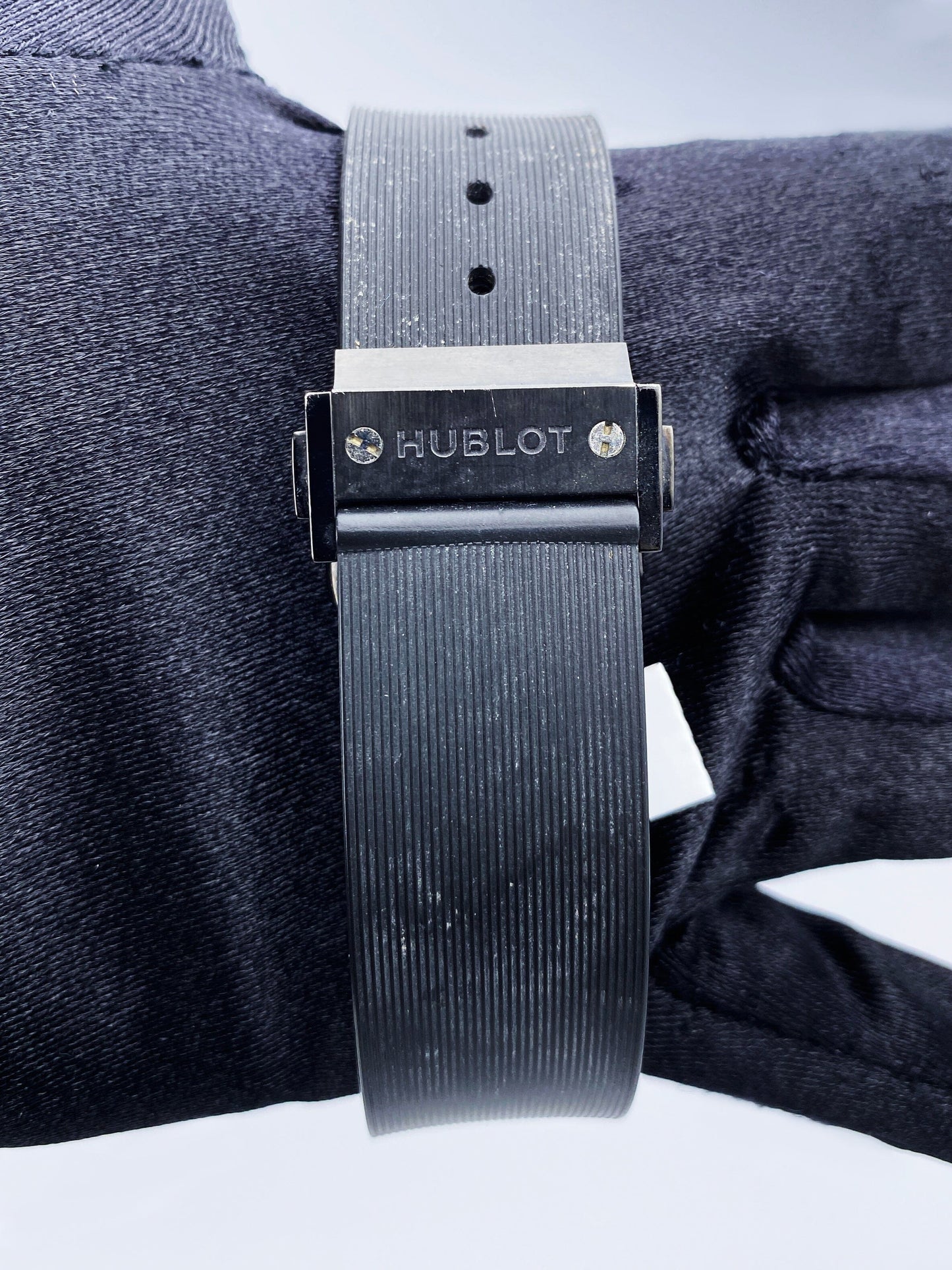 Hublot Classic Fusion 542.CM.1770.RX Black Ceramic Mens Watch