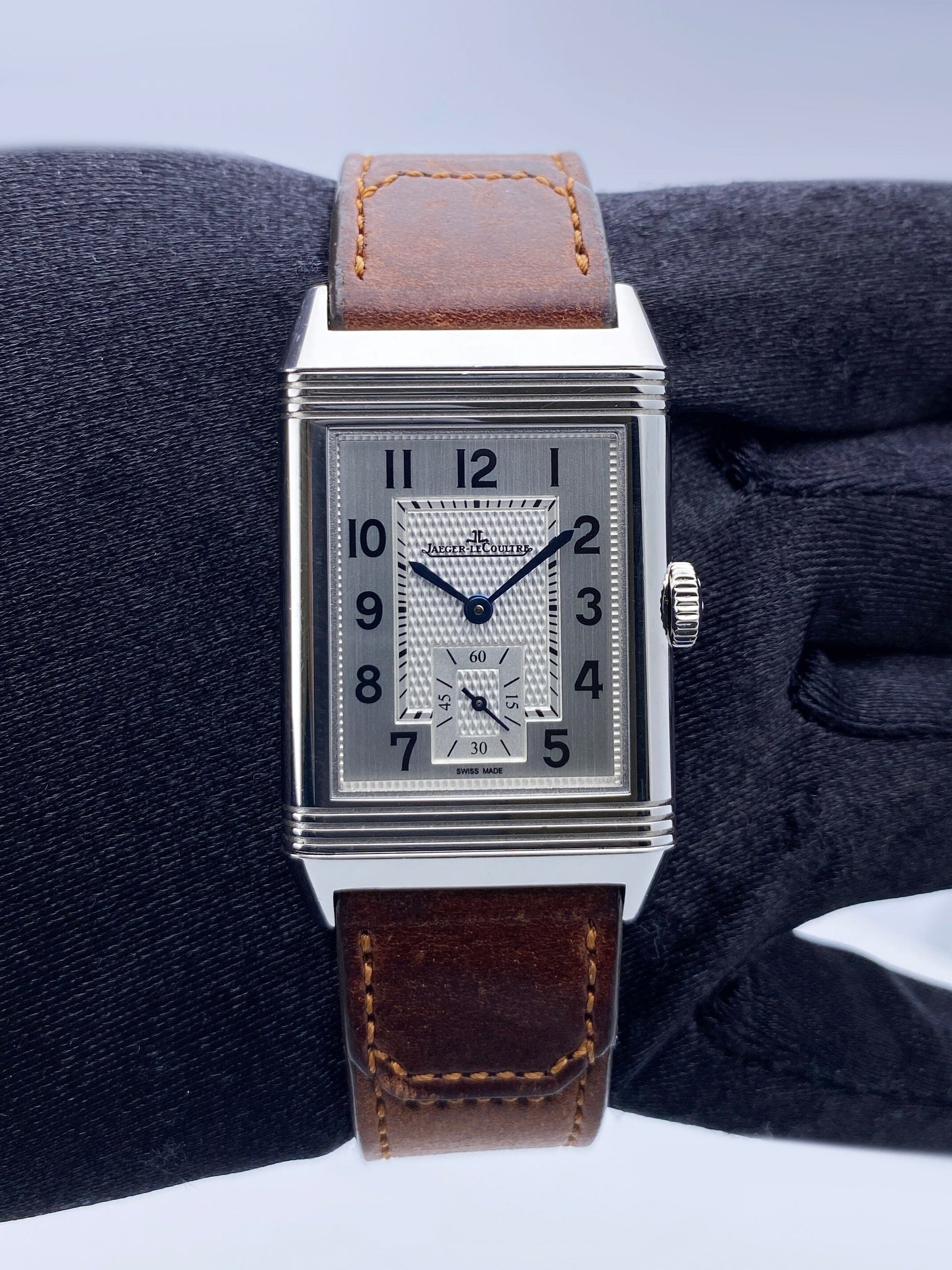 Jaeger-LeCoultre Reverso Classic Q3858522 Mens Watch Box Papers