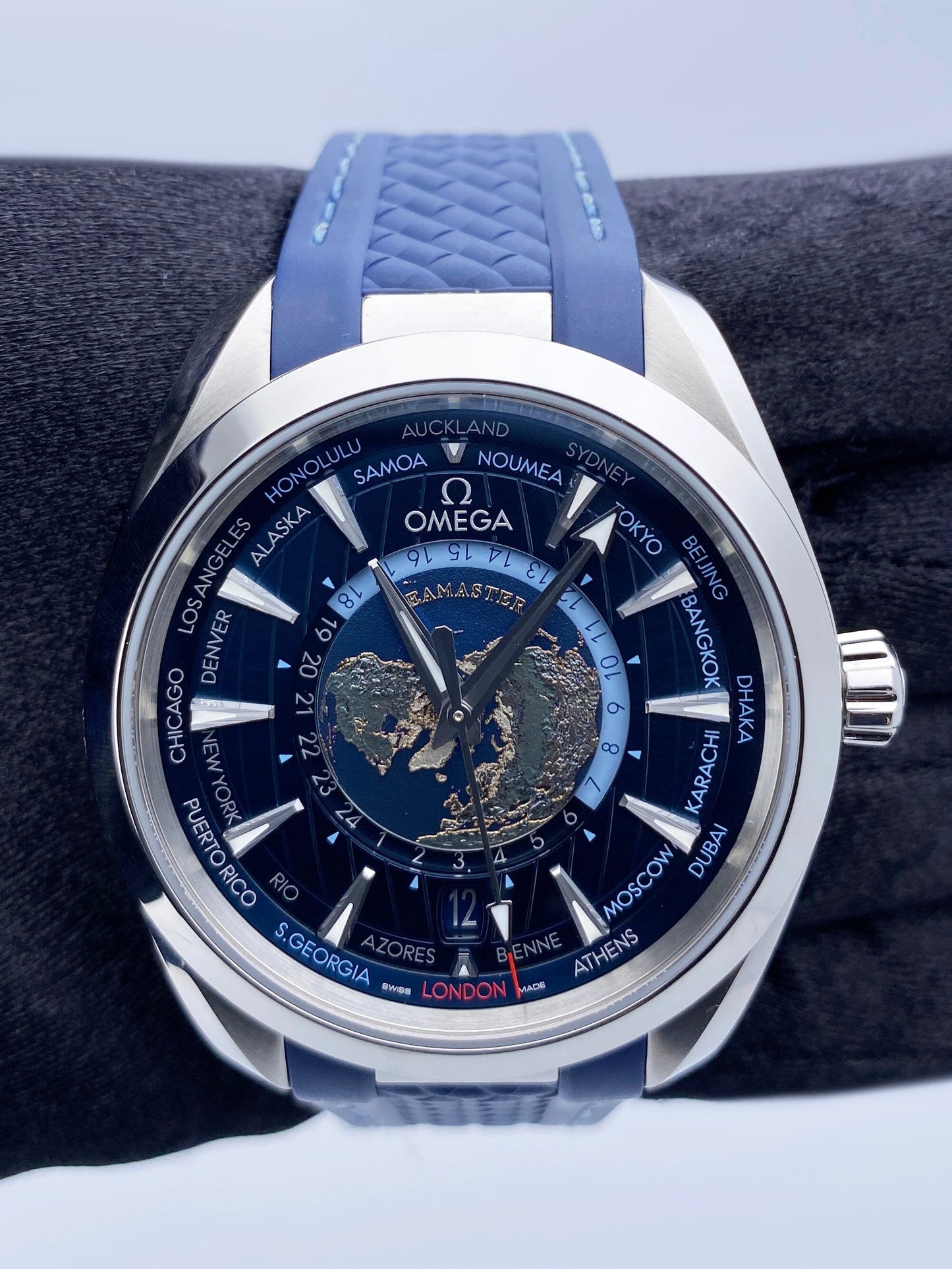 Omega Seamaster Aqua Terra GMT Worldtimer 220.12.43.22.03.001 Watch Box Papers