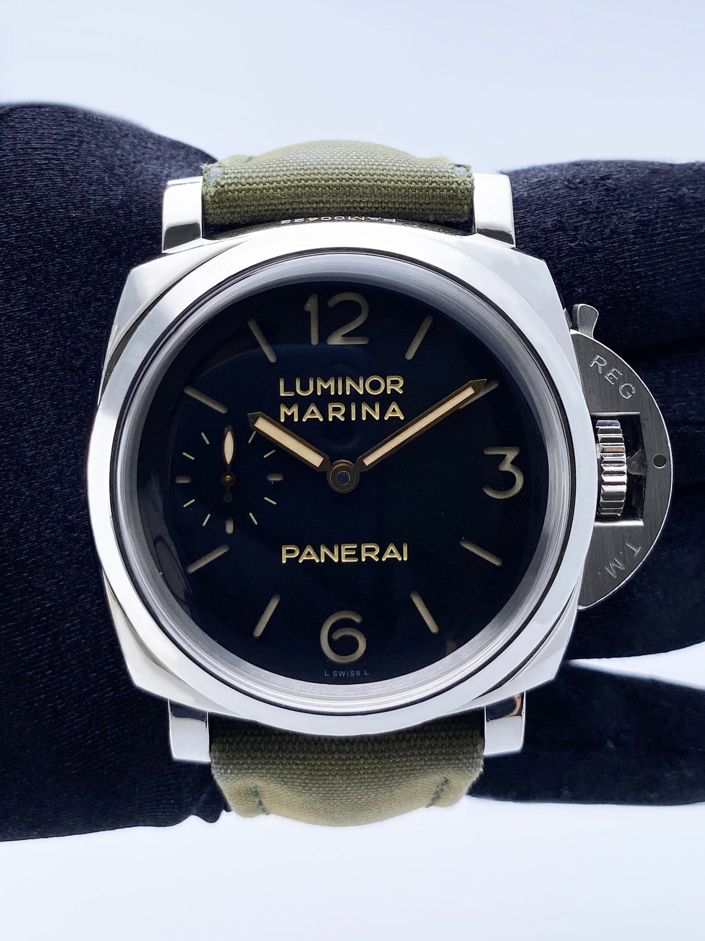 Panerai Luminor Marina PAM422 Stainless Steel 47mm