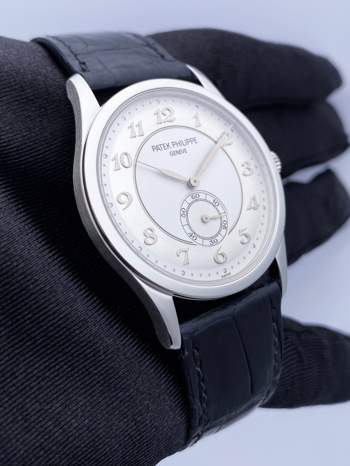 Patek Philippe 5196P-001 Silver Dial Platinum Mens Watch