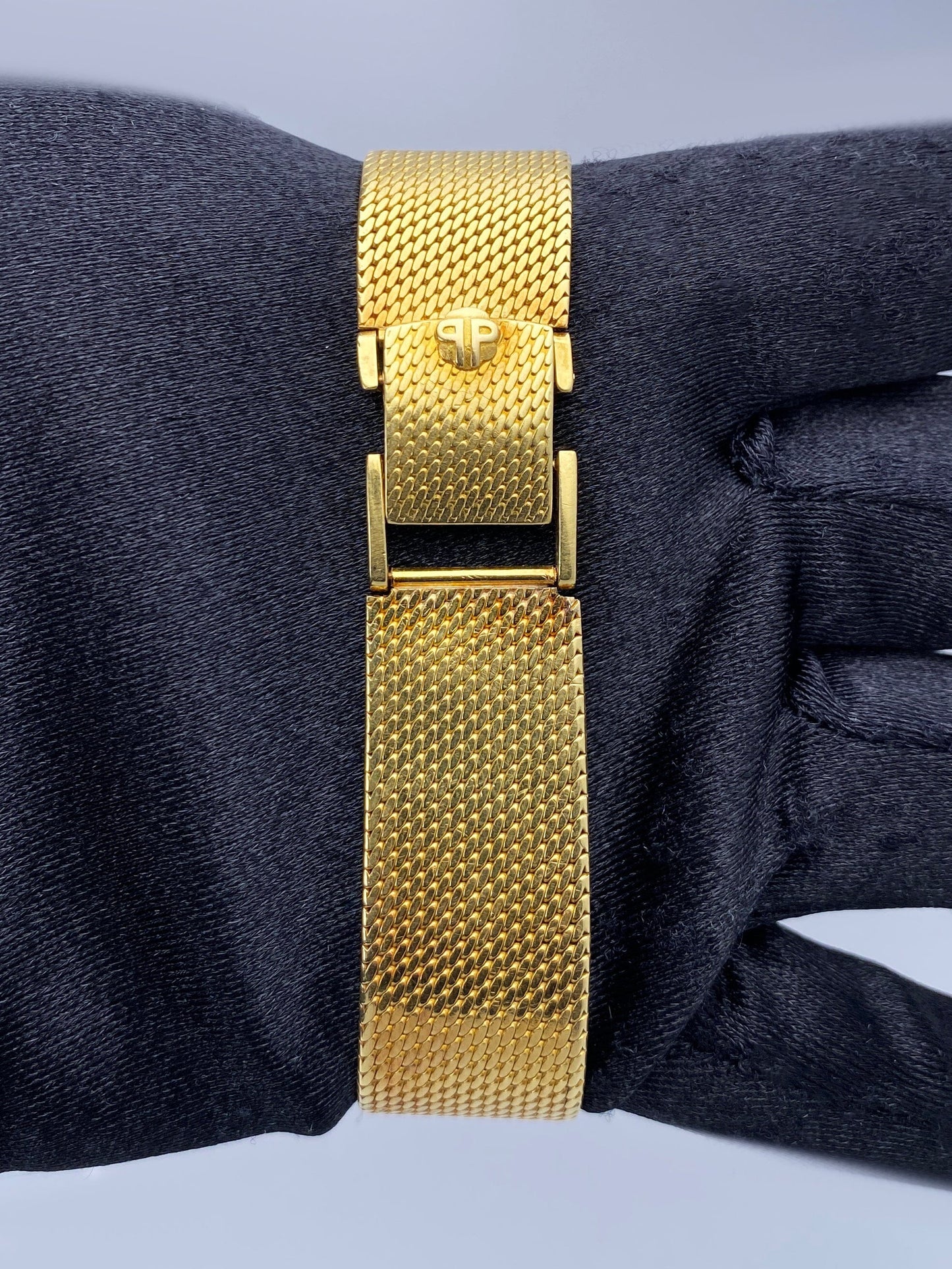 Patek Philippe Calatrava 3429 18K Yellow Gold Mens Watch
