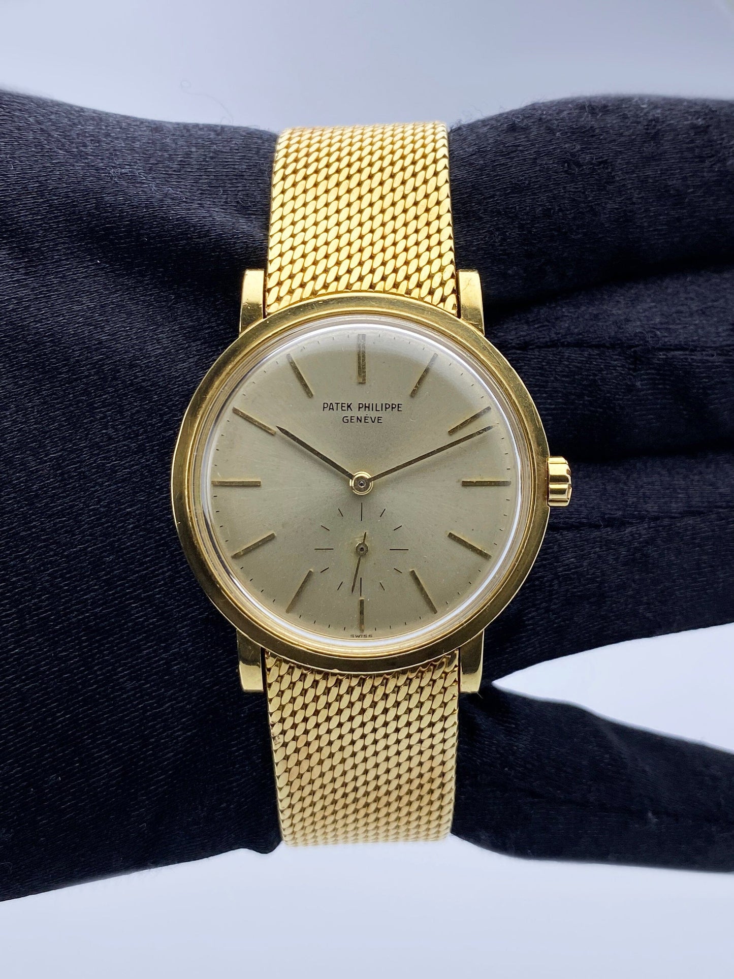 Patek Philippe Calatrava 3429 18K Yellow Gold Mens Watch