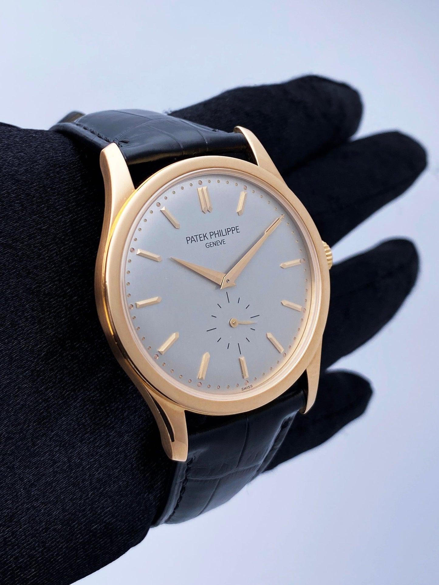 Patek Philippe Calatrava 5196R 18K Rose Gold Mens Watch