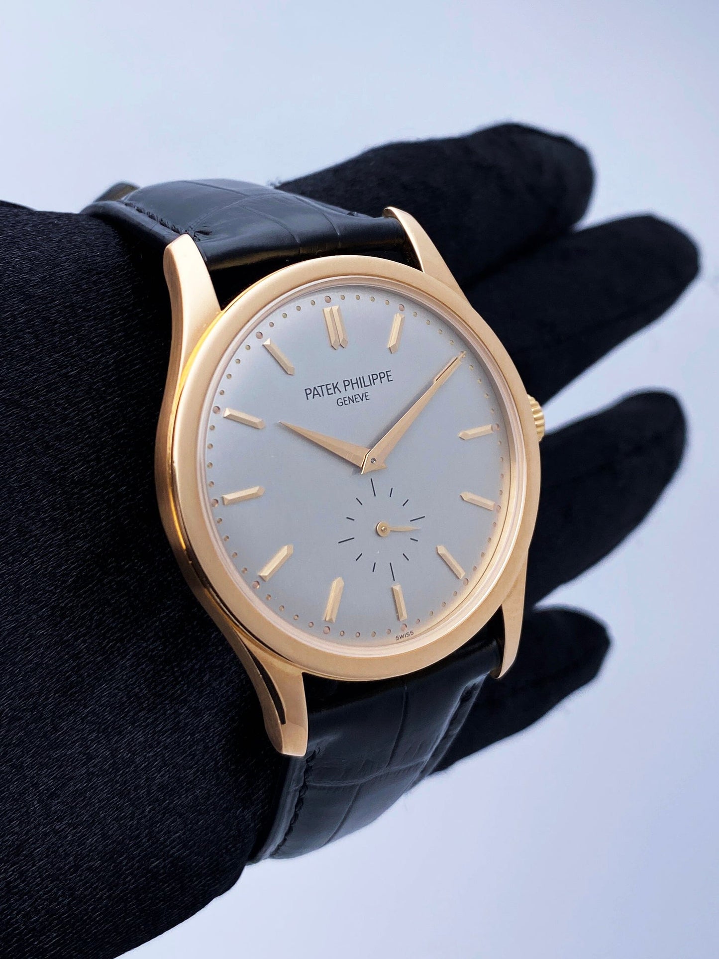 Patek Philippe Calatrava 5196R 18K Rose Gold Mens Watch