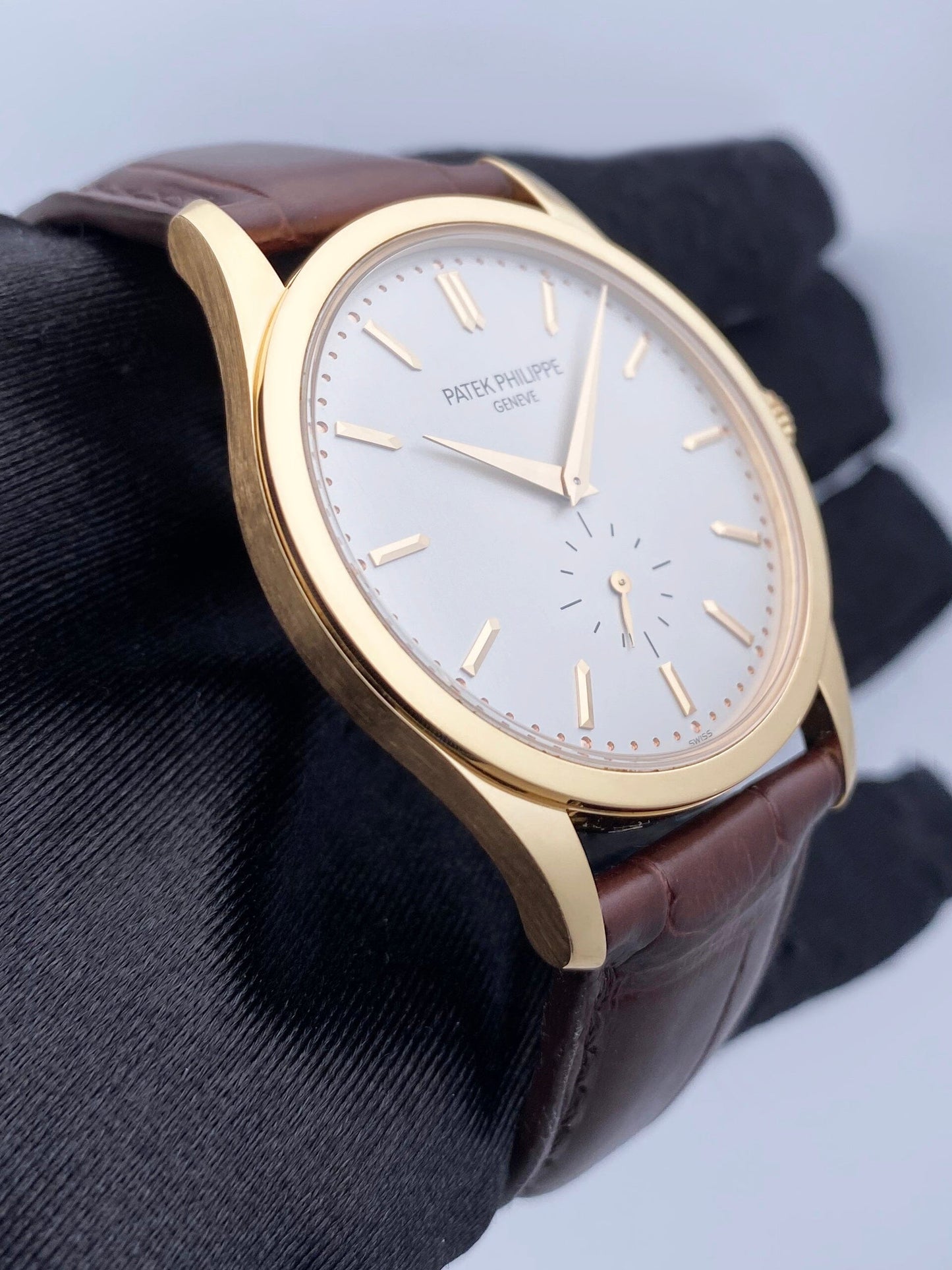Patek Philippe Calatrava 5196R 18K Rose Gold Mens Watch Box Papers