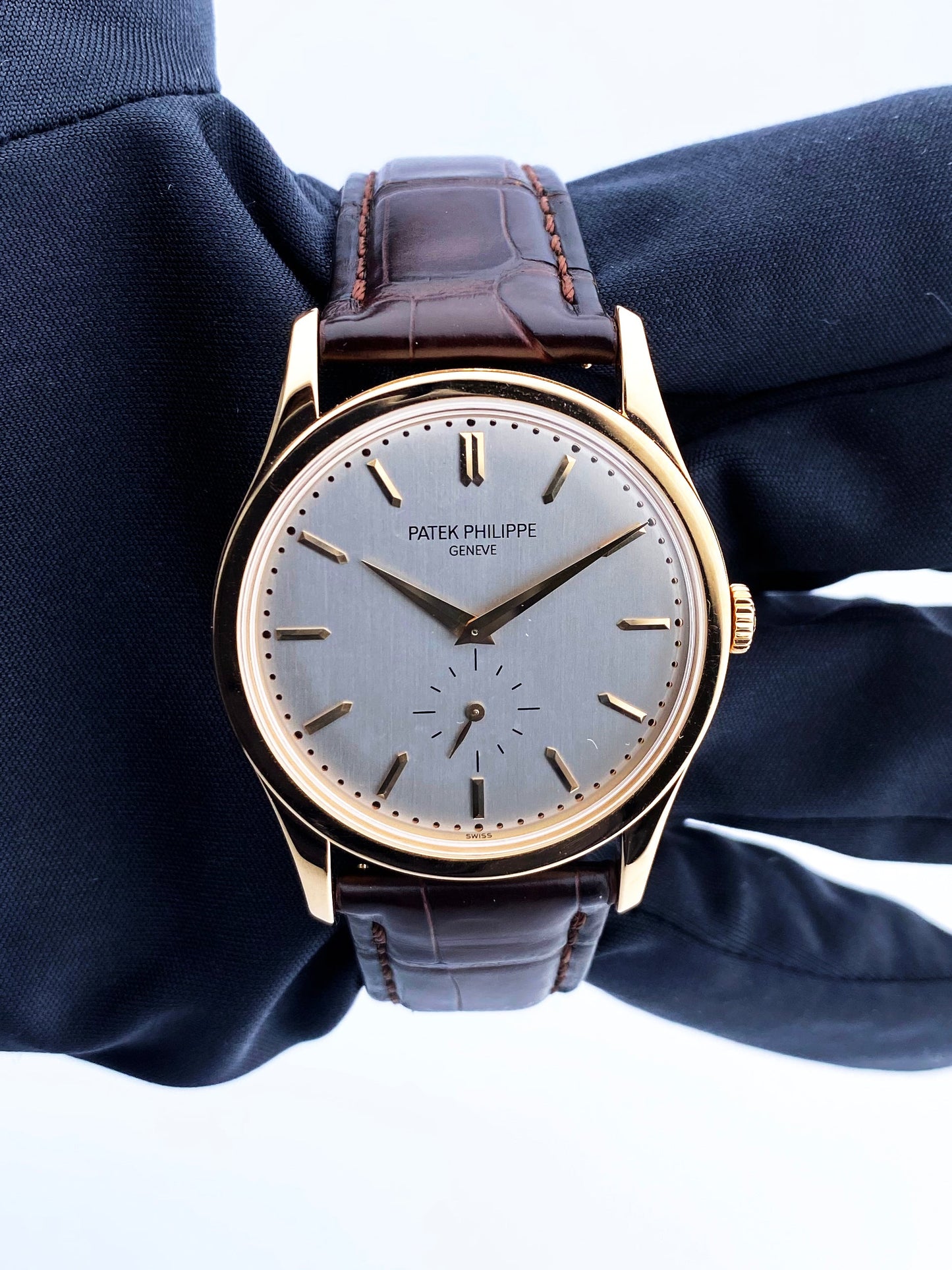 Patek Philippe Calatrava 5196R 18K Rose Gold Mens Watch Papers