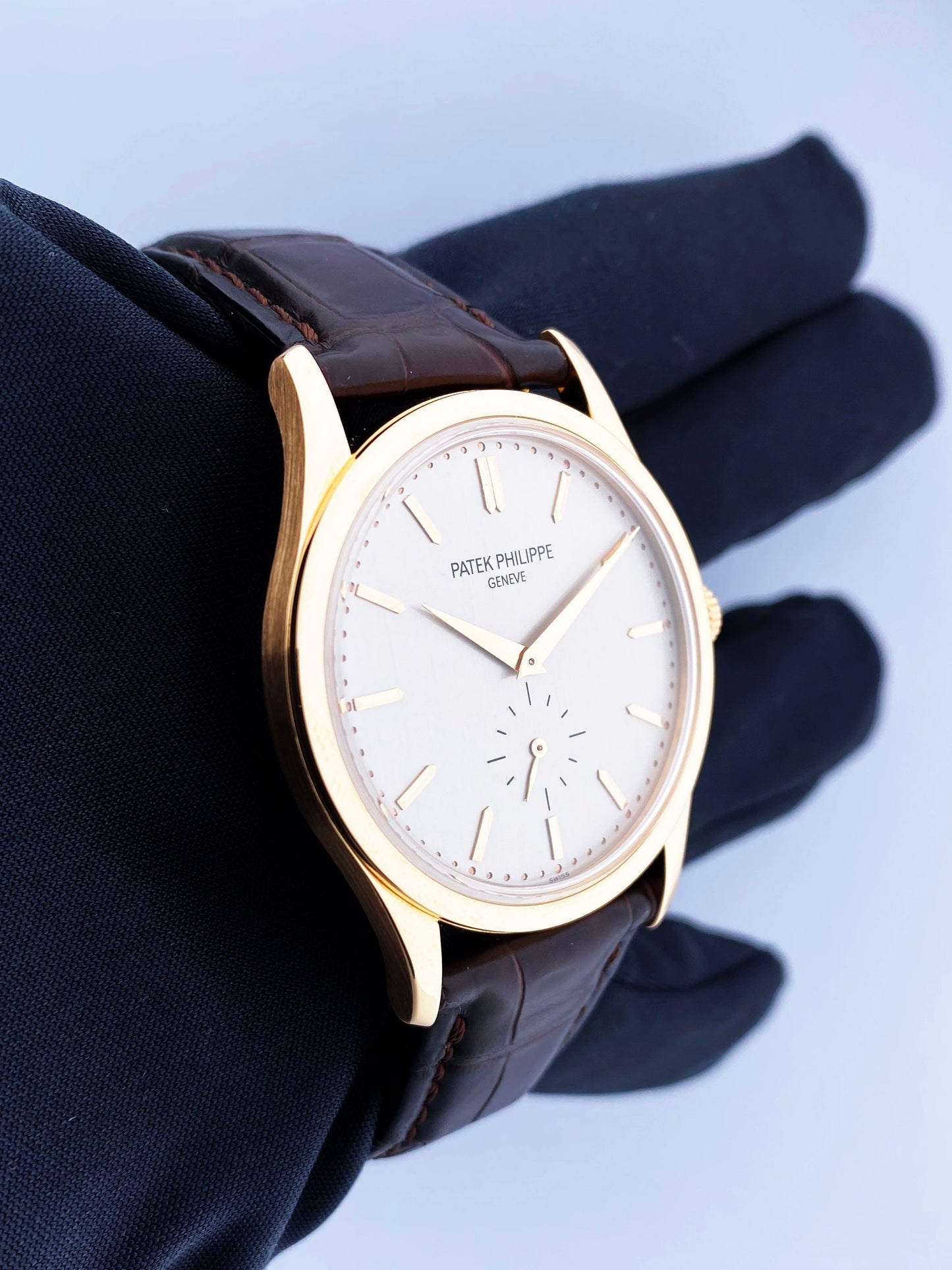 Patek Philippe Calatrava 5196R 18K Rose Gold Mens Watch Papers