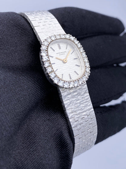 Patek Philippe Ellipse 4102 Diamond Silver Dial Ladies Watch