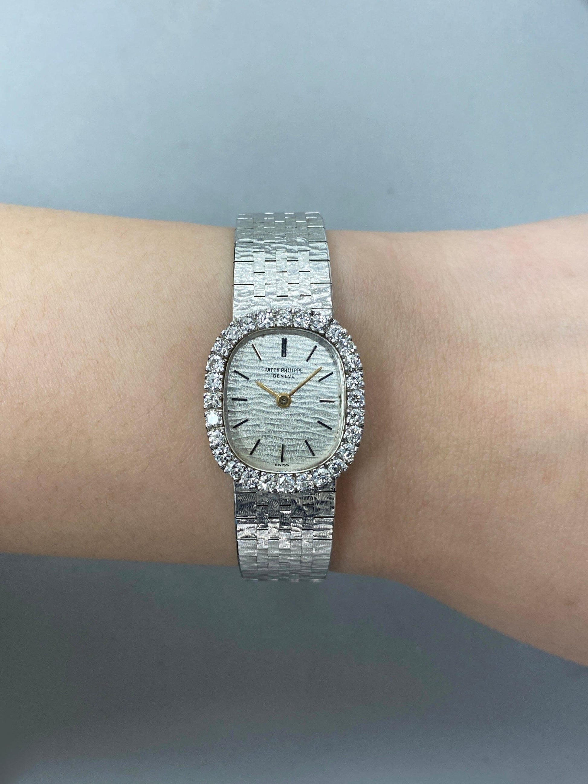 Patek Philippe Ellipse 4102 Diamond Silver Dial Ladies Watch