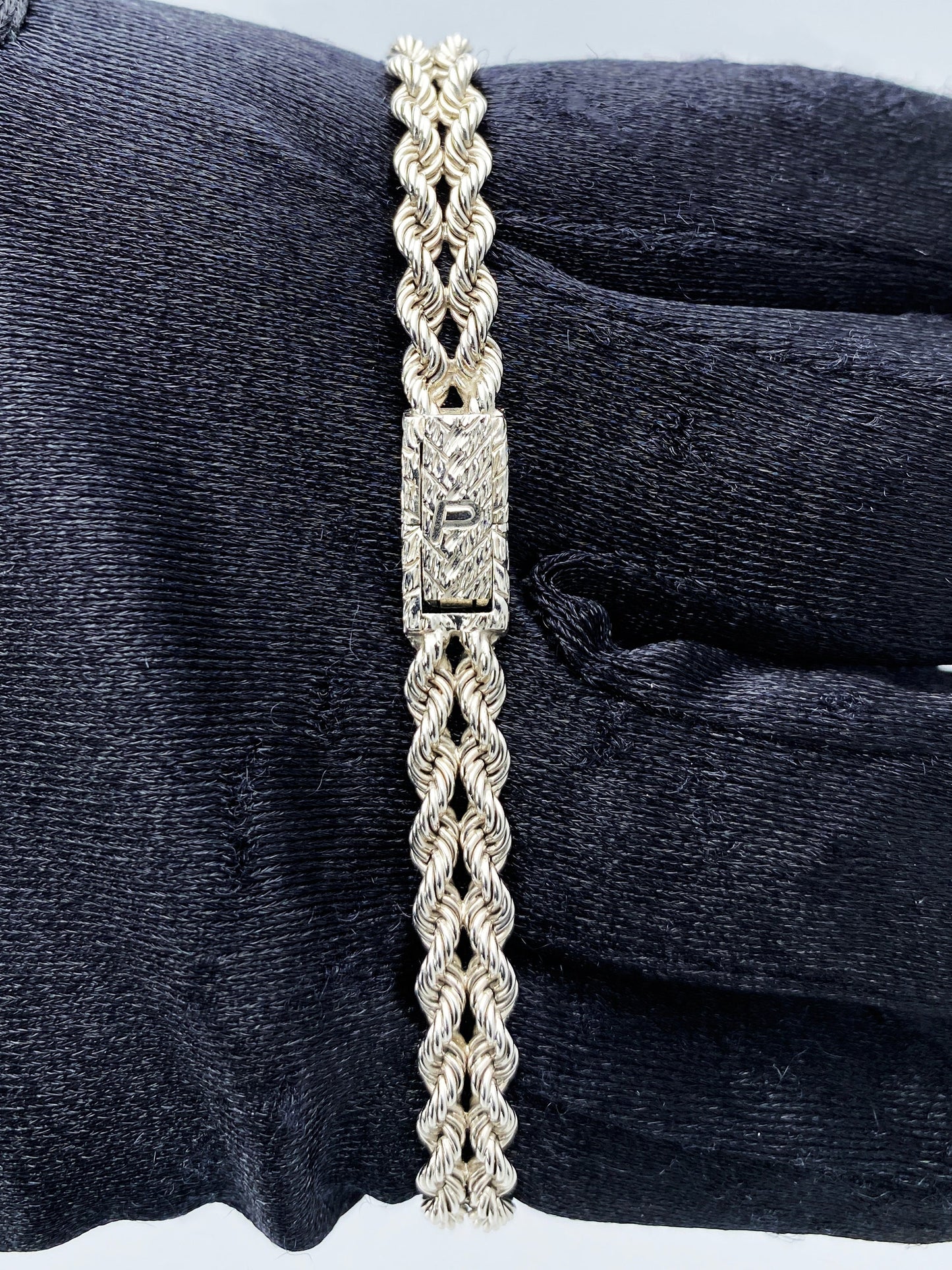 Piaget 45661 E21 Ruby 18K White gold Ladies Watch