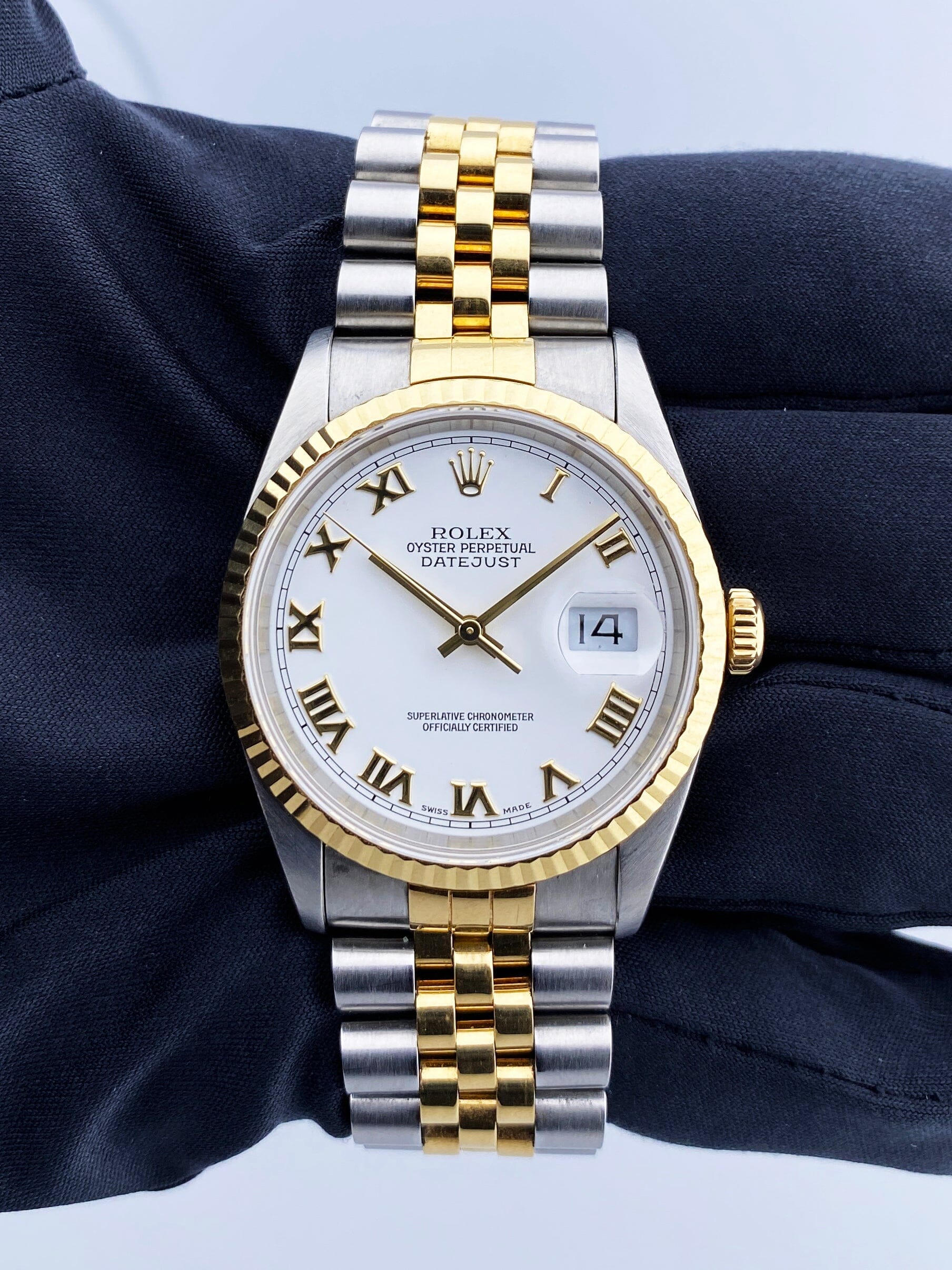 Rolex Datejust 16233 White Dial Men Watch