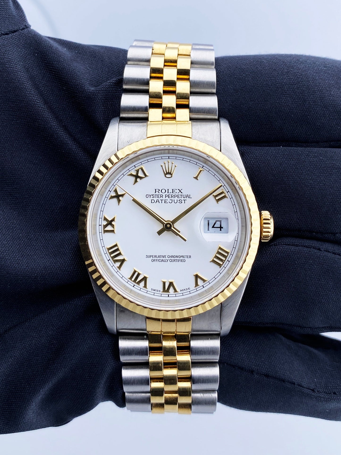 Rolex Datejust 16233 White Dial Men Watch