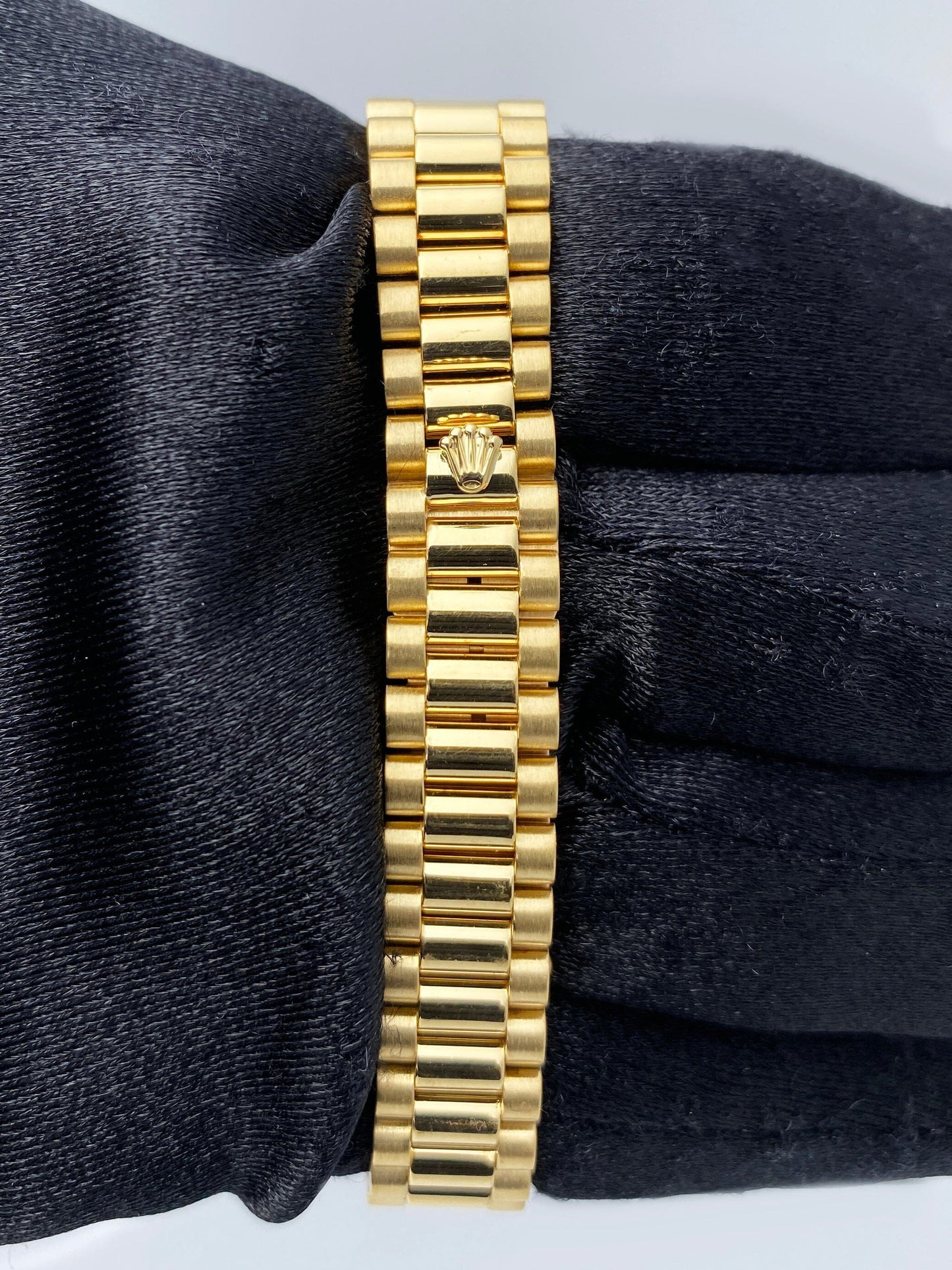 Rolex Datejust 69178 Diamond Dial 18K Yellow Gold Ladies Watch