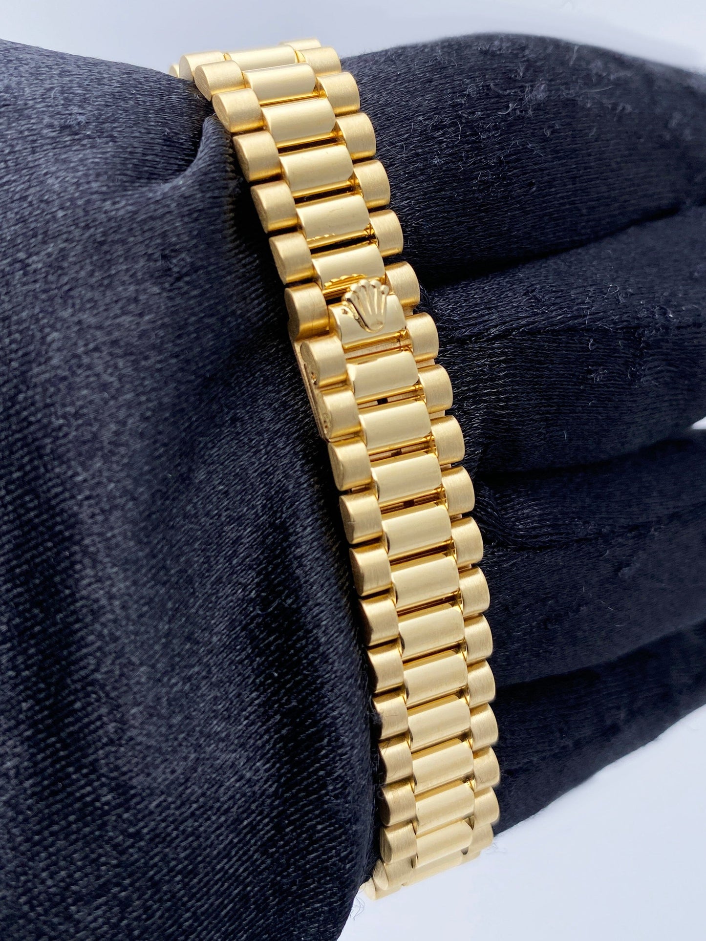 Rolex Datejust 69178 Diamond Dial 18K Yellow Gold Ladies Watch