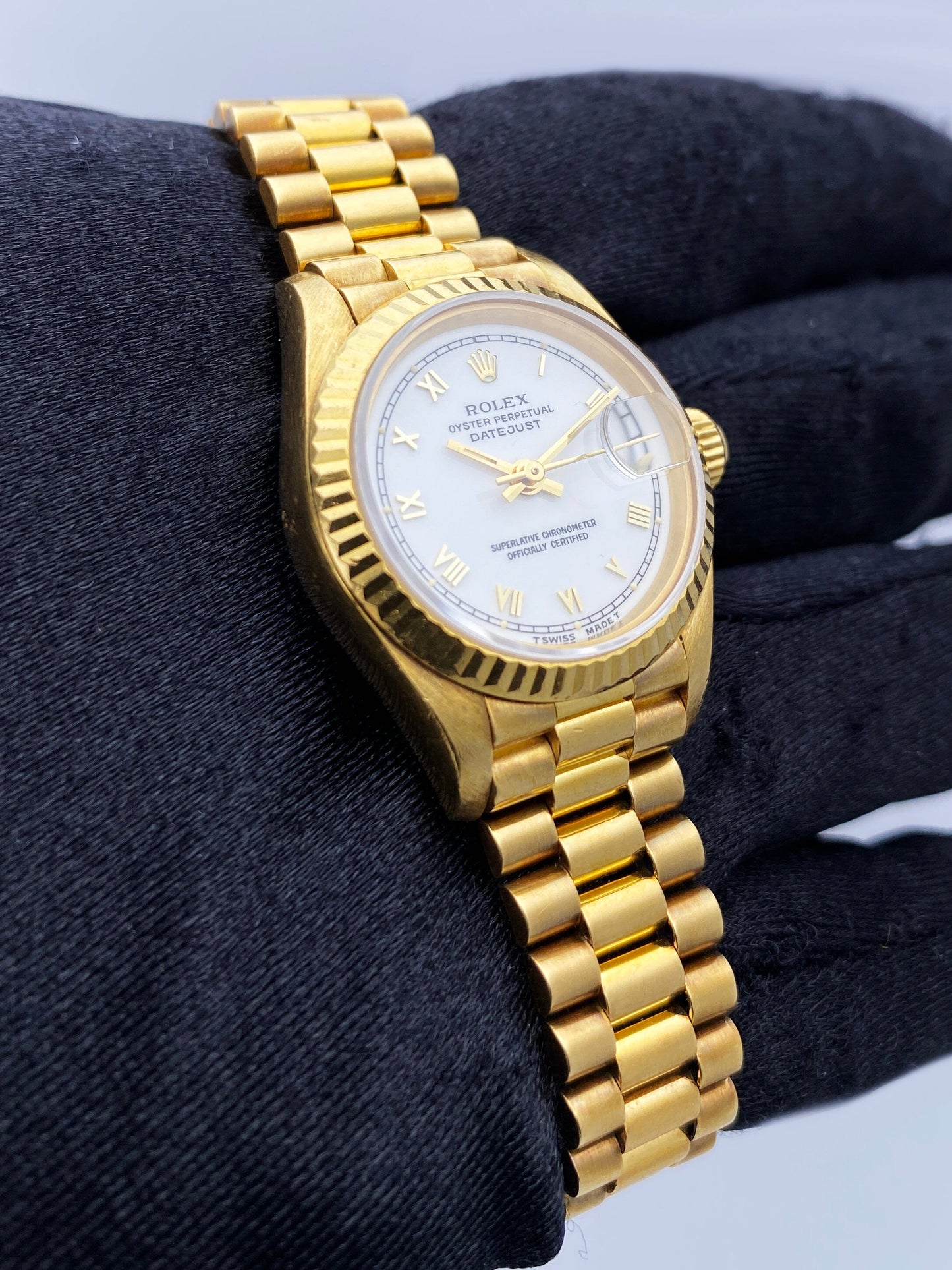 Rolex Datejust 69178 White Dial 18K Yellow Gold Ladies Watch Box Papers