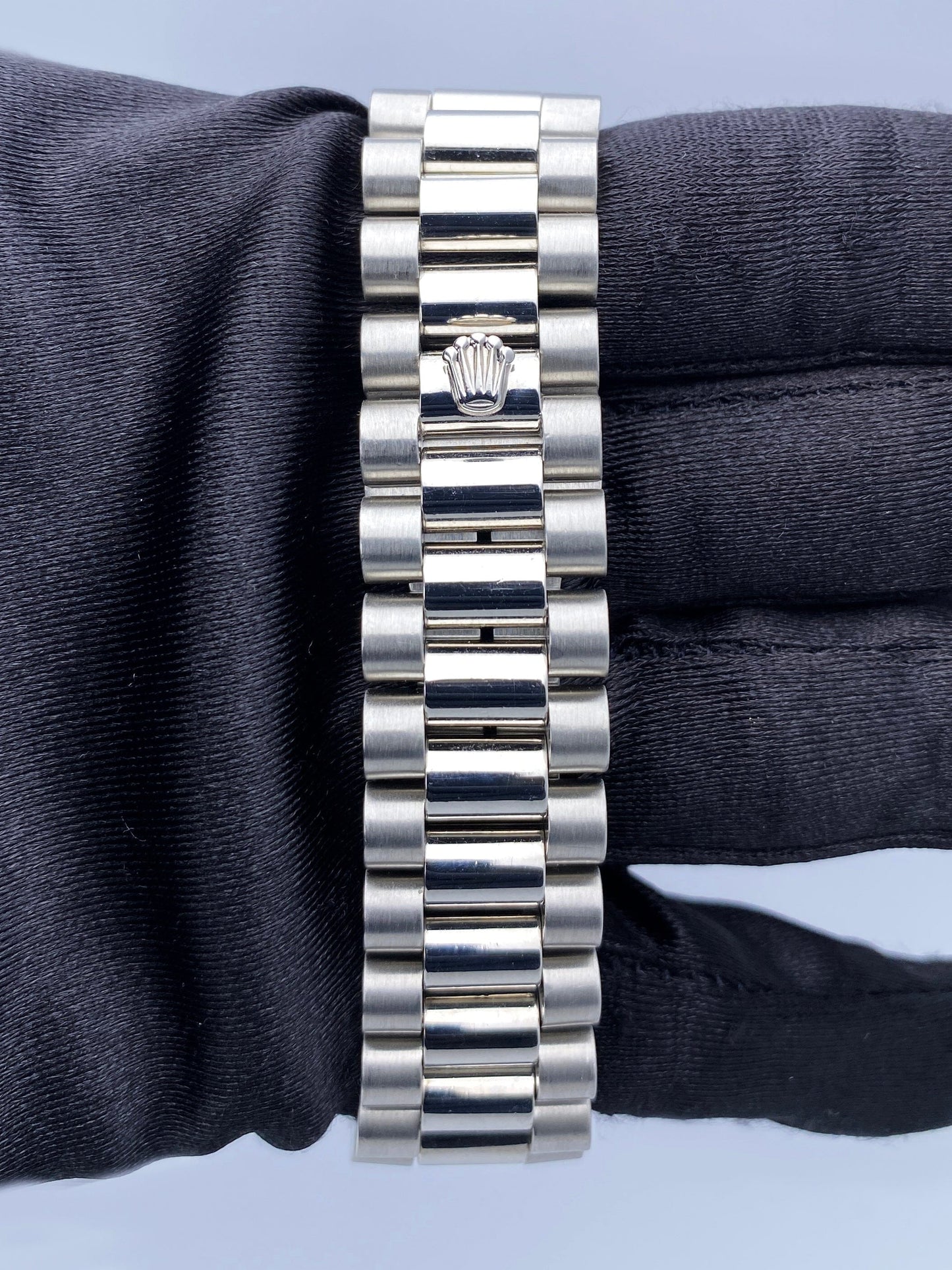 Rolex Day-Date 18046 Diamond Silver Dial Platinum Mens Watch