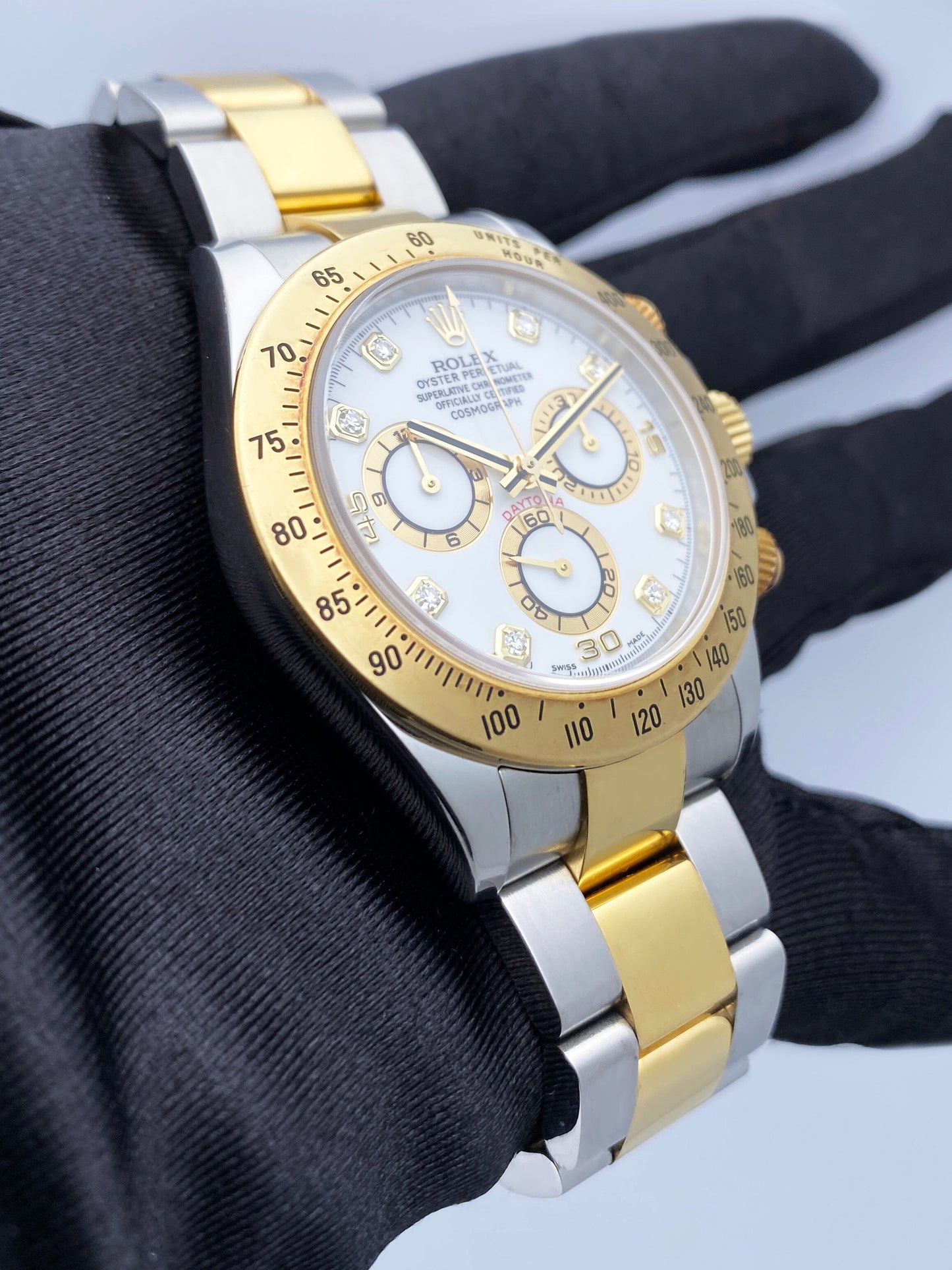Rolex Daytona 116523 G Diamond White Dial Two-Tone Mens Watch