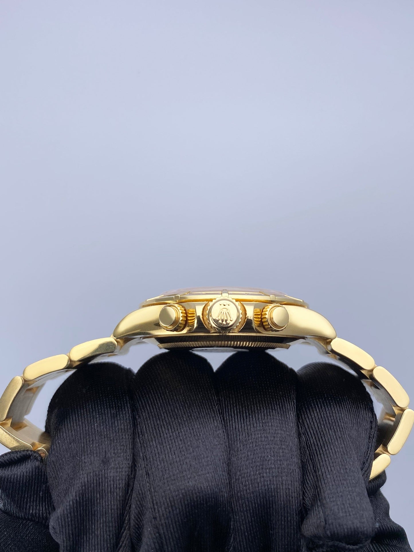 Rolex Daytona 116568 MOP Diamond 18K Yellow Gold Mens Watch