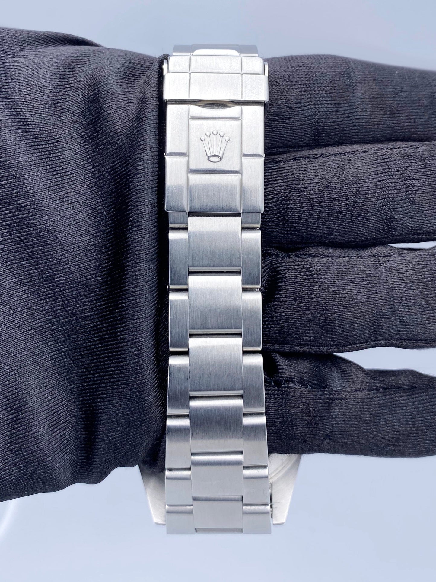 Rolex Explorer II 16570 Black Dial Mens Watch Box Papers