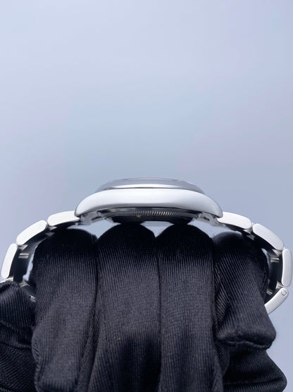 Rolex Oyster Perpetual 114200 Green Dial Mens Watch Box & Papers